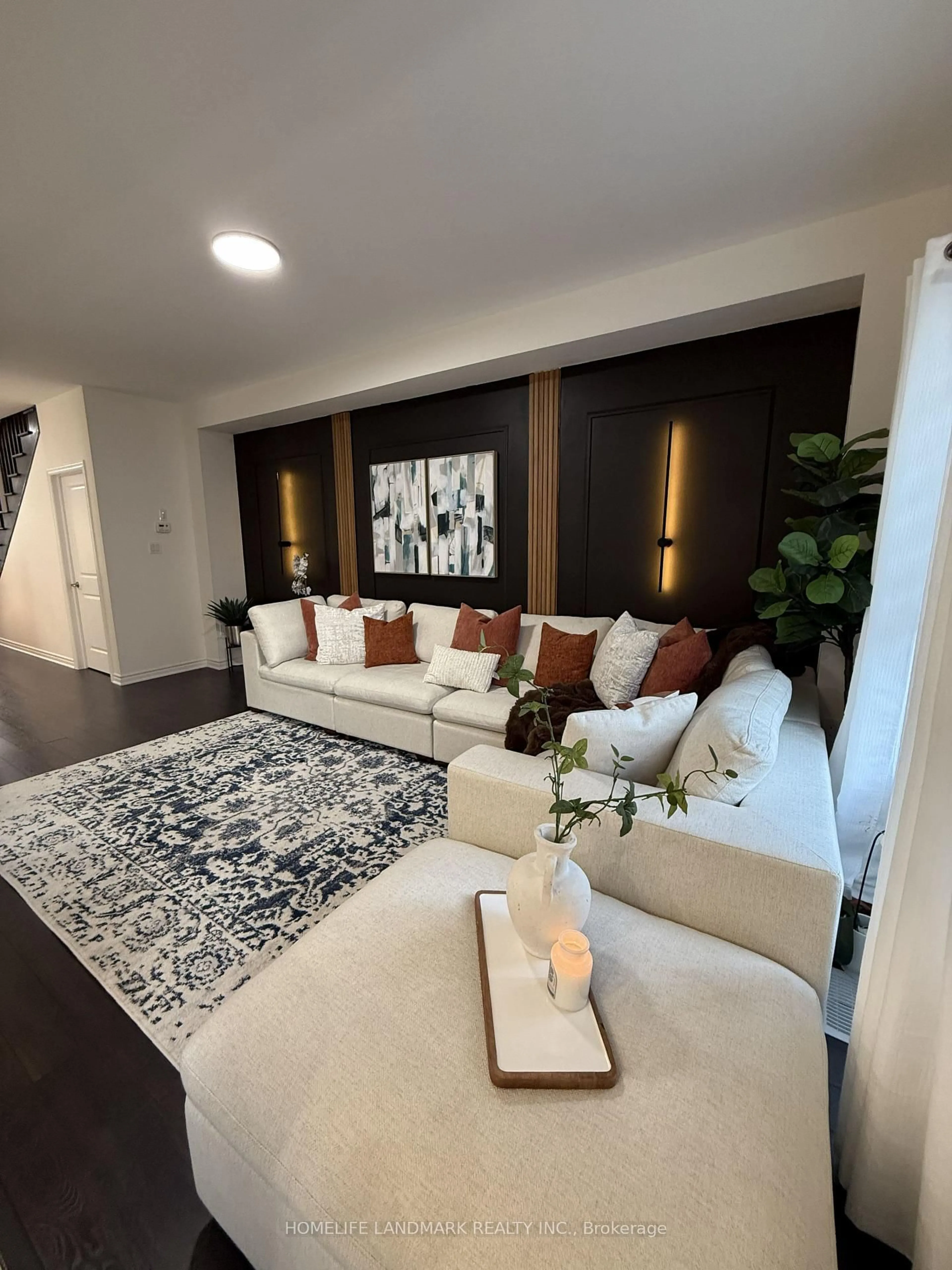 Living room with furniture, unknown for 305 GARNER Rd #117, Hamilton Ontario L9G 3K9