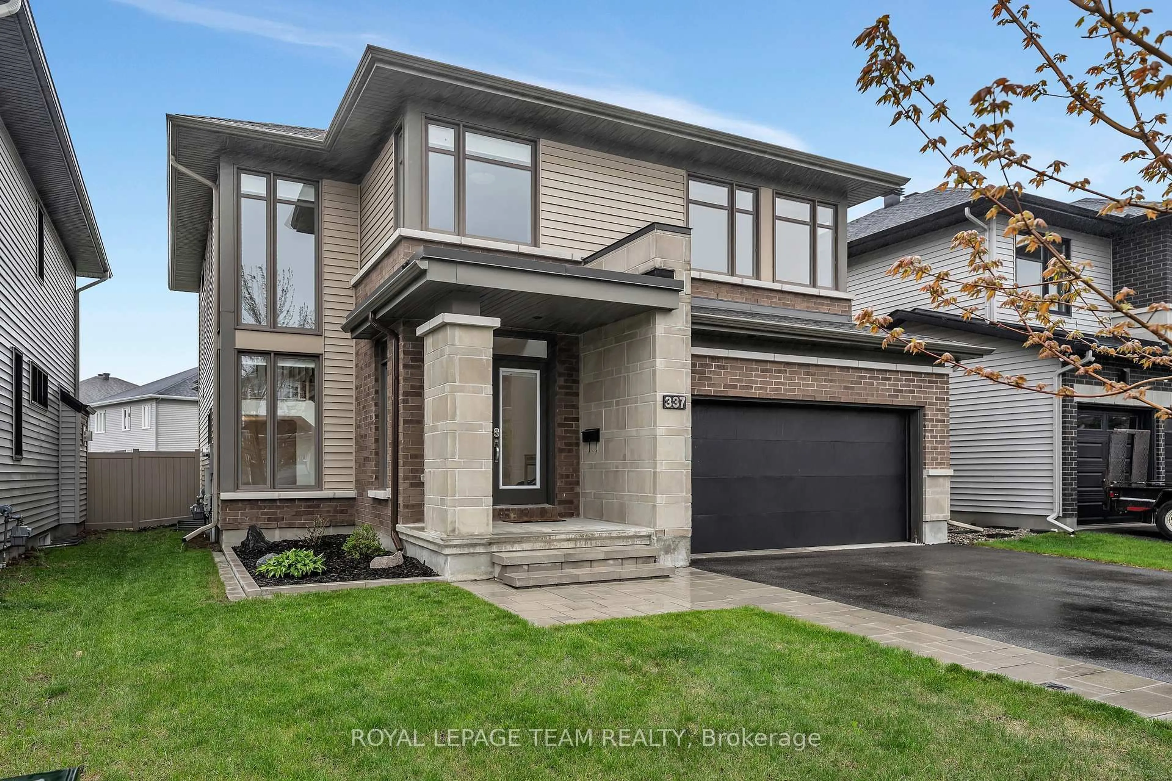 Home with brick exterior material, street for 337 Serenade Cres, Ottawa Ontario K1X 0B9