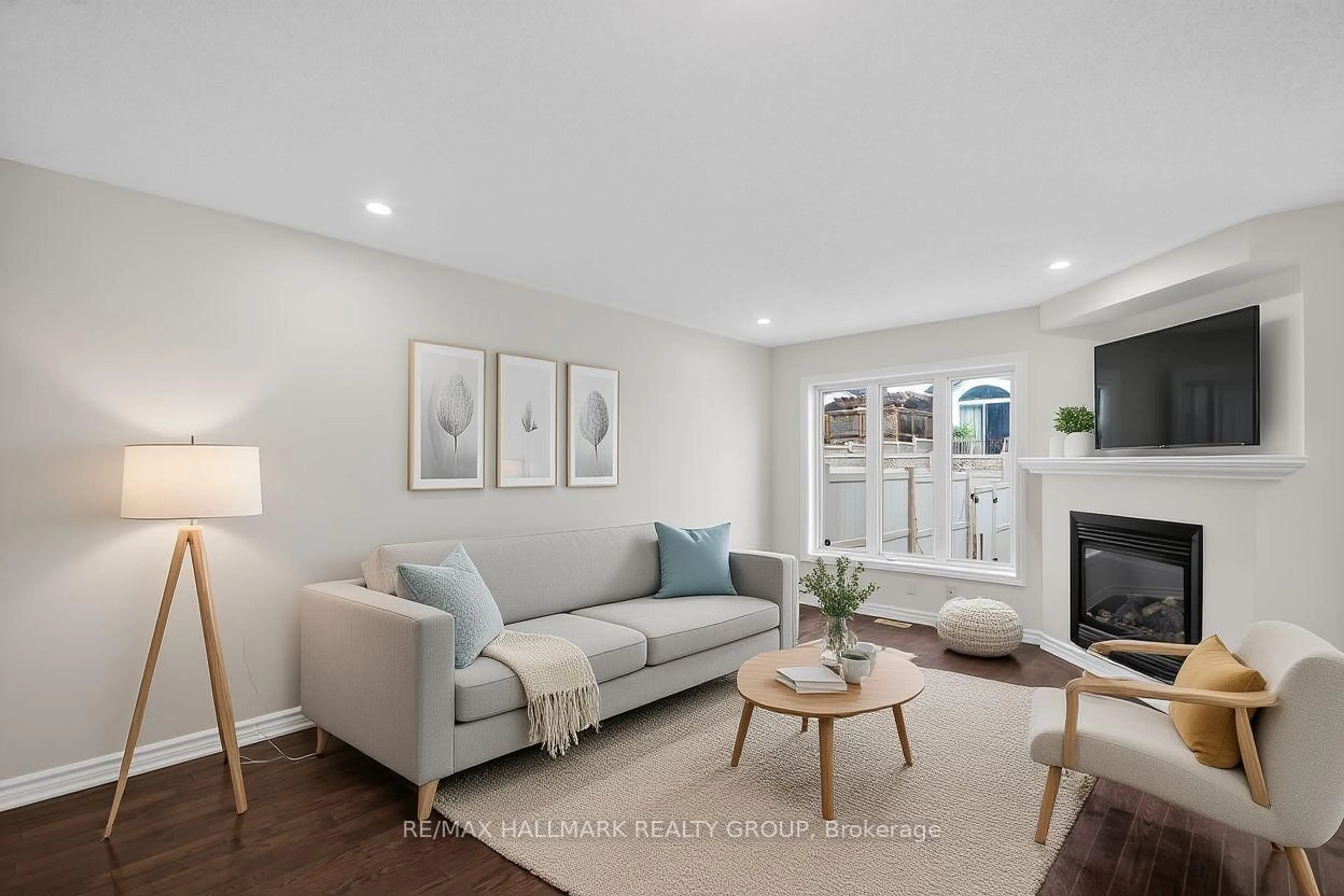 Living room with furniture, unknown for 740 Paul Metivier Dr, Ottawa Ontario K2J 3G4