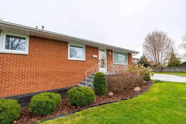1003 Michigan Ave, Sarnia 3