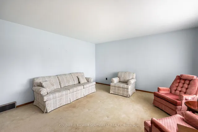 1003 Michigan Ave, Sarnia 5