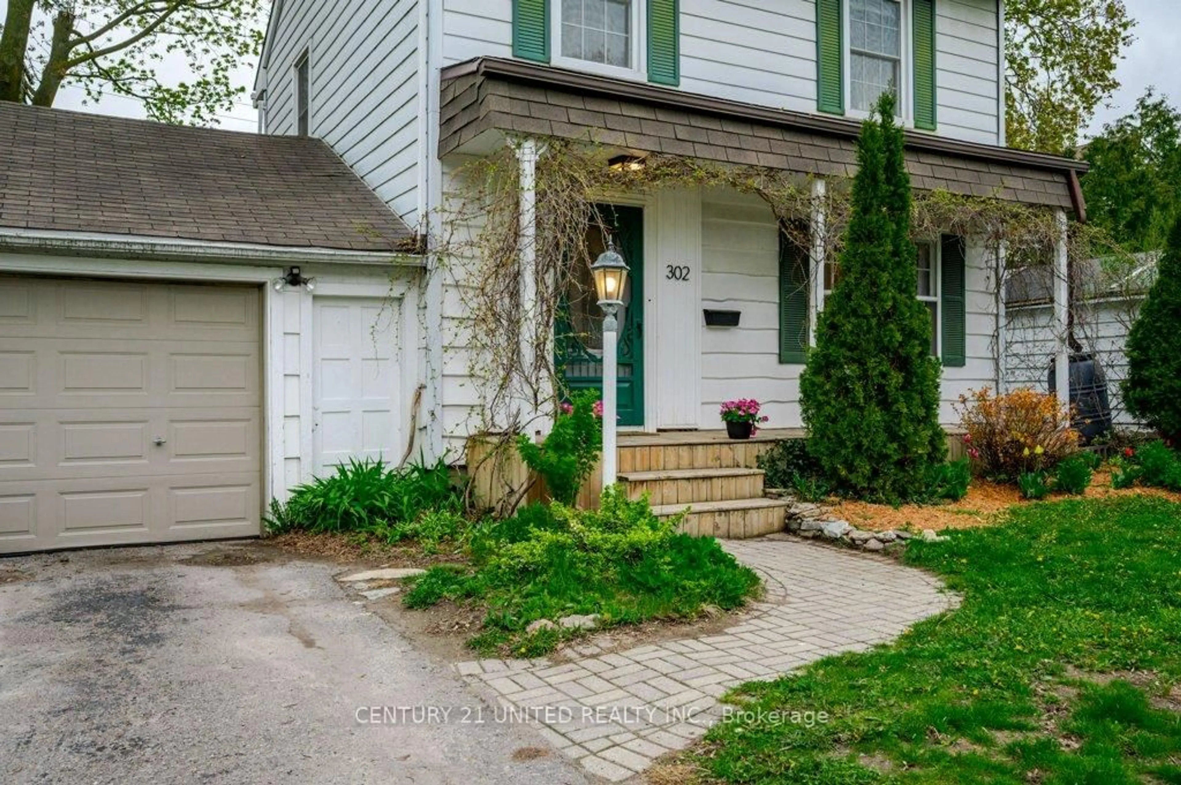 Unknown for 302 Mason Ave, Peterborough Ontario K9H 4W5
