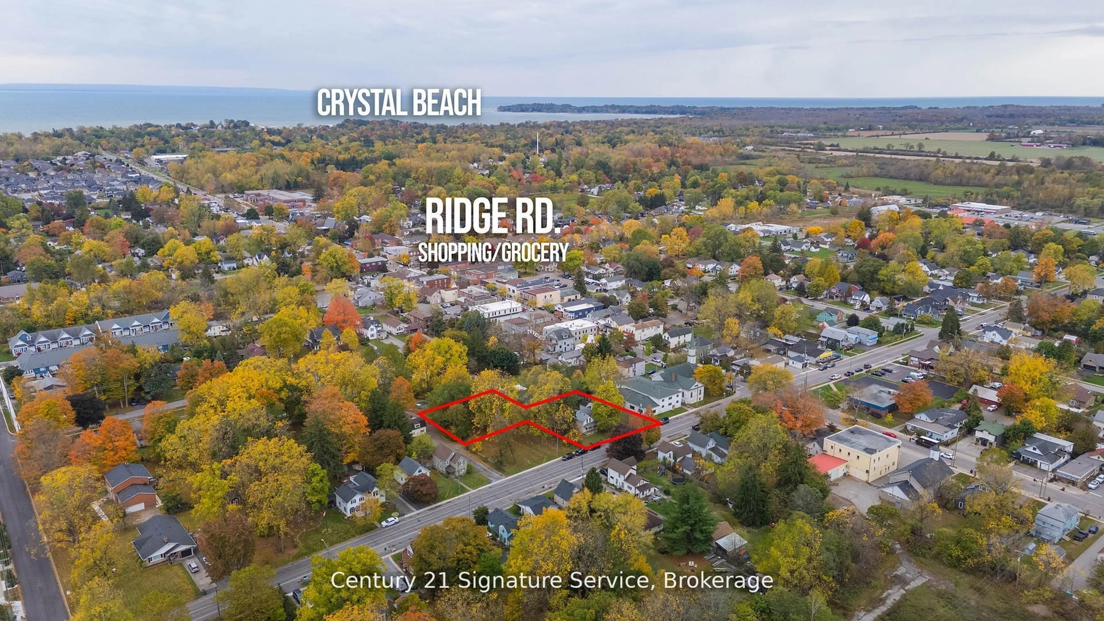 A pic from outside/outdoor area/front of a property/back of a property/a pic from drone, street for 3653 Dominion Rd, Fort Erie Ontario L0S 1N0