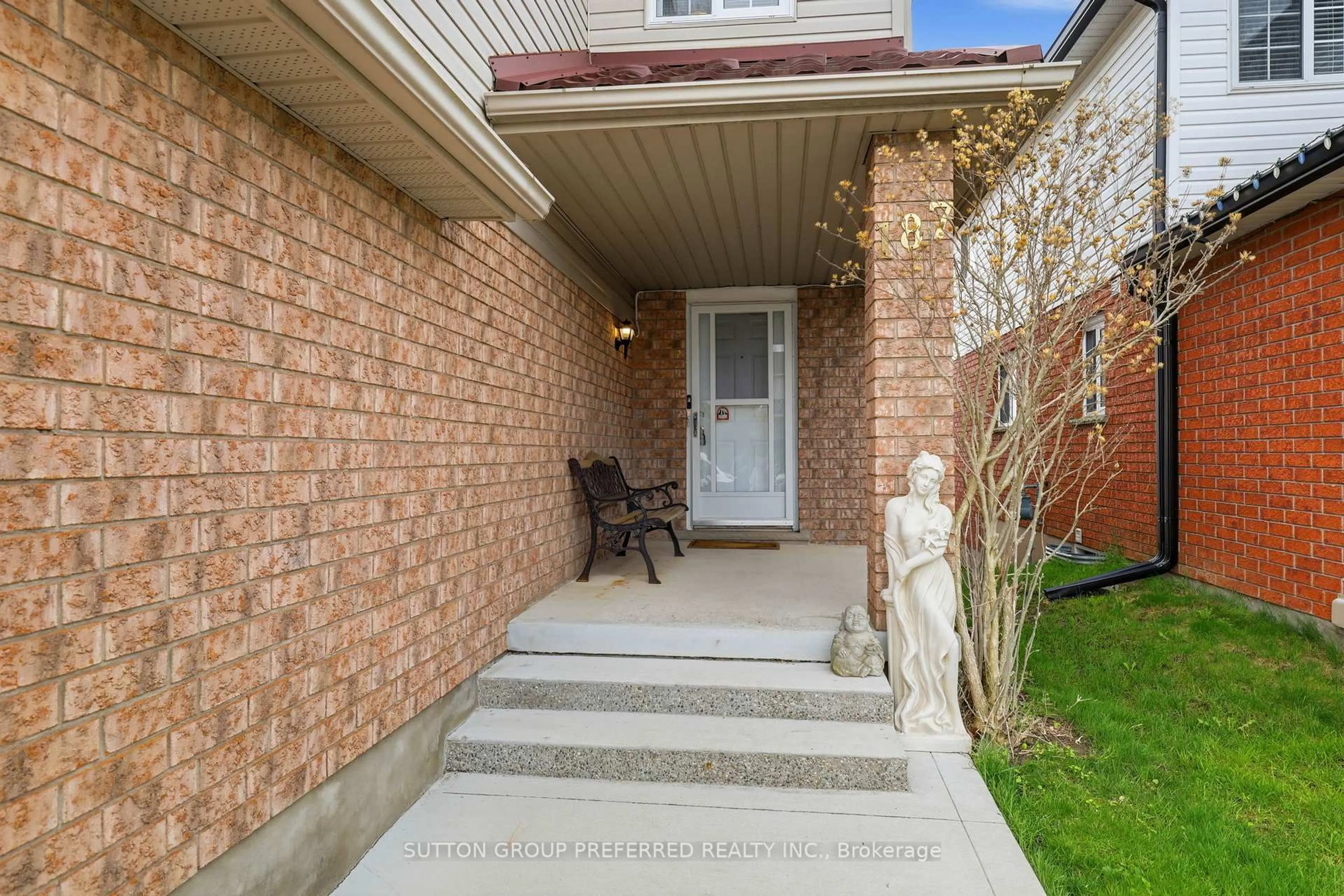 Unknown for 187 Hollyridge Cres, Kitchener Ontario N2N 3N4