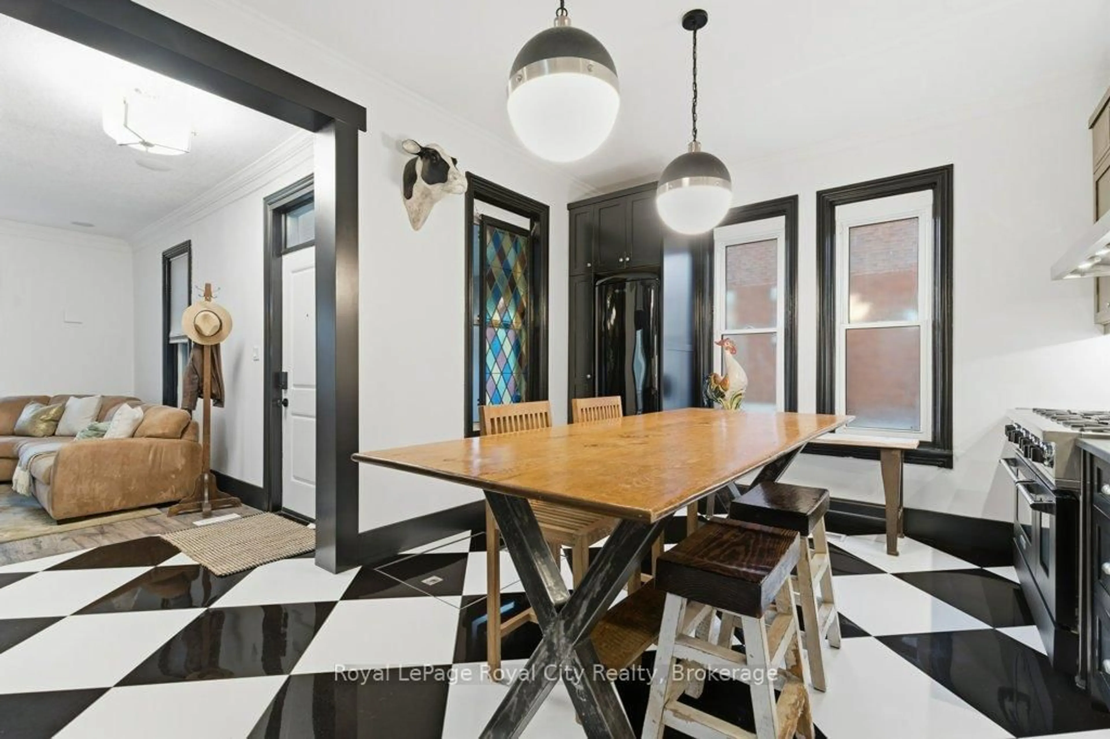 Dining room, ceramic/tile floor for 554 Woolwich St, Guelph Ontario N1H 3Y2