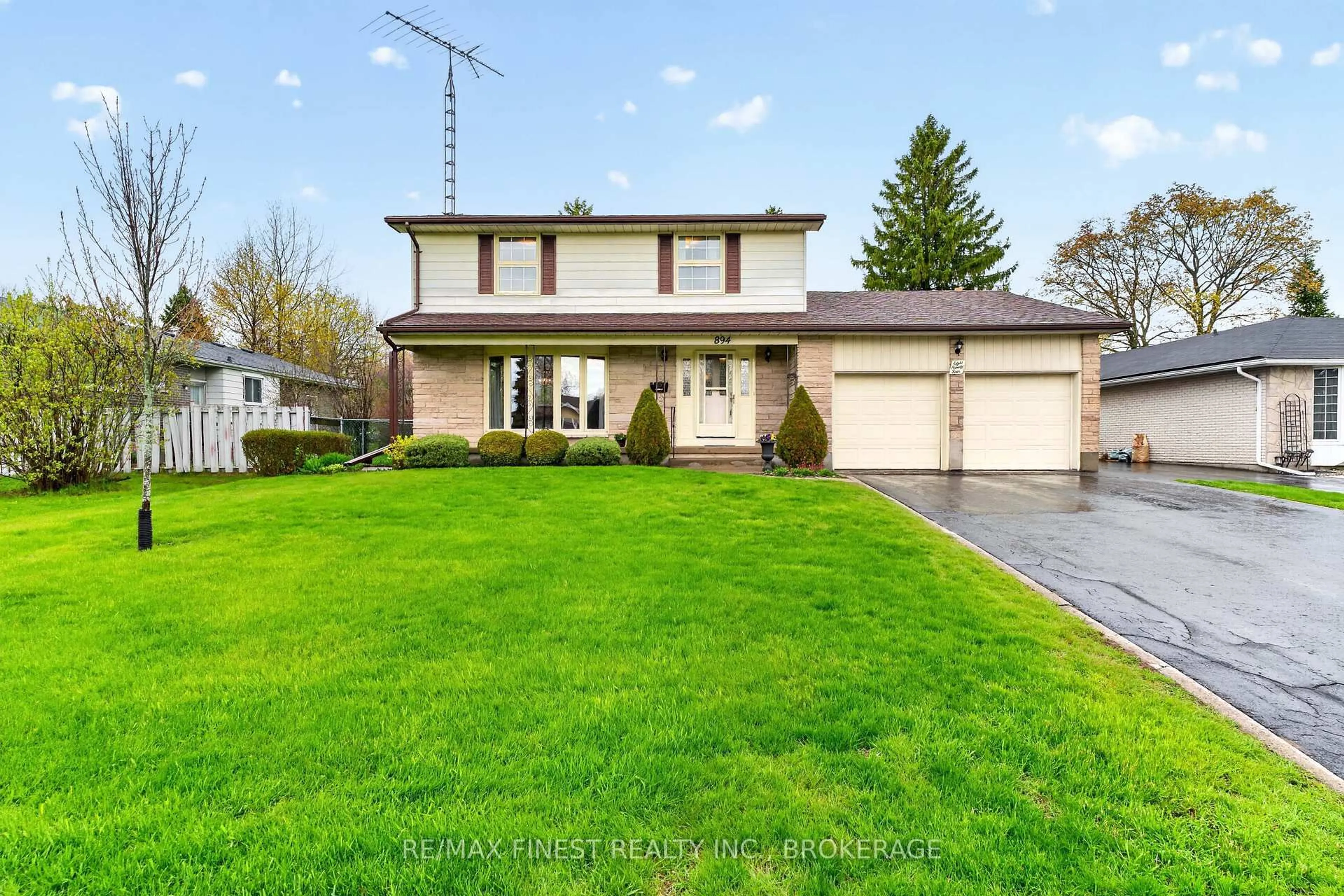 Home with vinyl exterior material, street for 894 Auden Park Dr, Kingston Ontario K7M 5R9