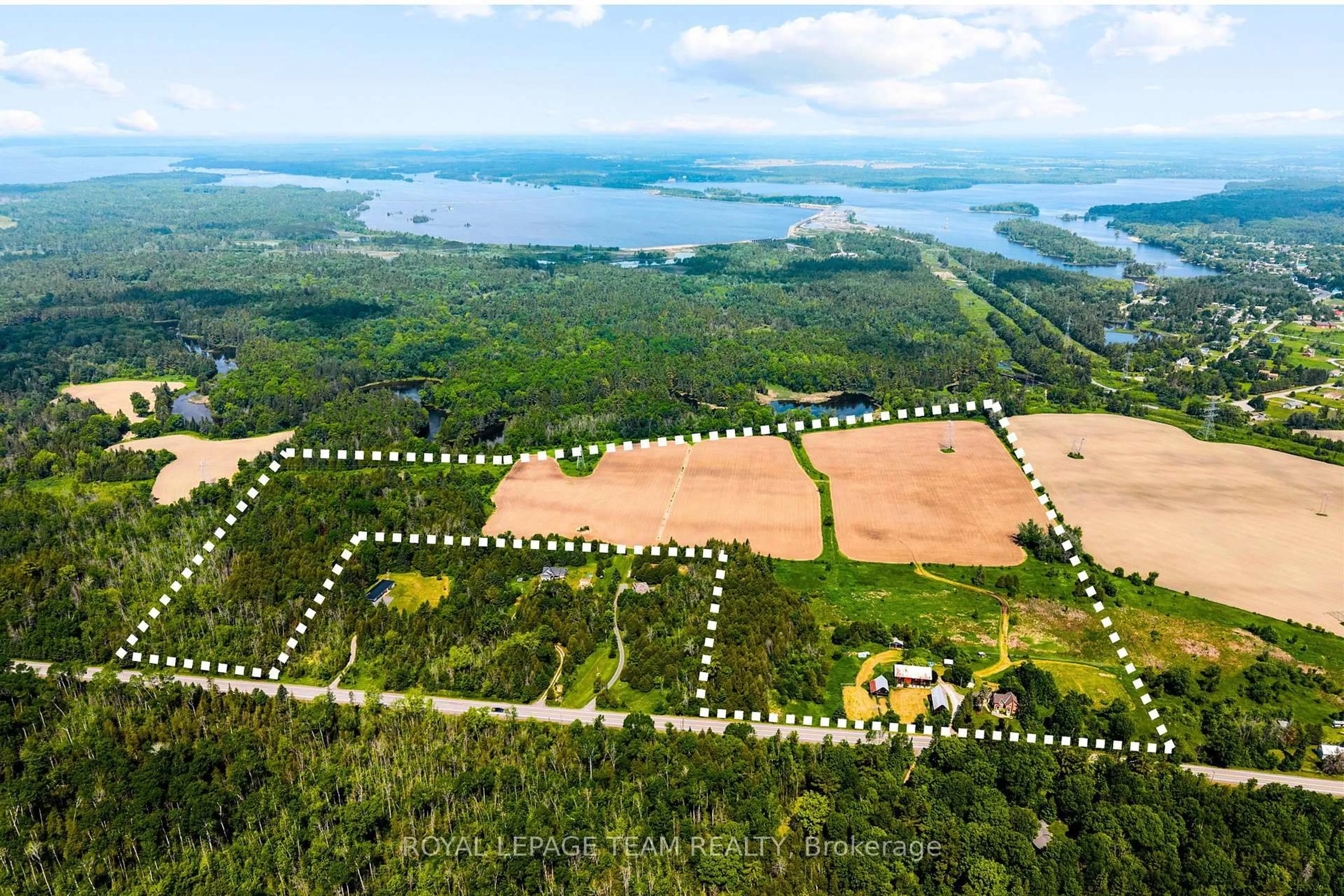 A pic from outside/outdoor area/front of a property/back of a property/a pic from drone, water/lake/river/ocean view for 2553 Galetta Sdrd, Fitzroy Harbour Ontario K0A 1X0
