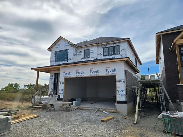 35 Allister Dr, Middlesex Centre 2