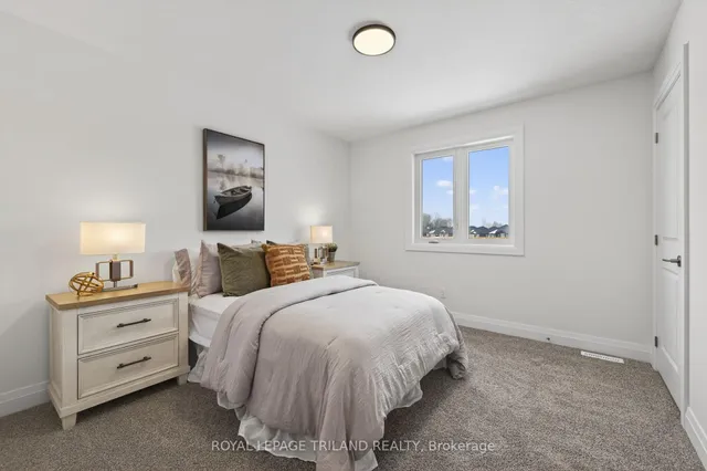 35 Allister Dr, Middlesex Centre 5