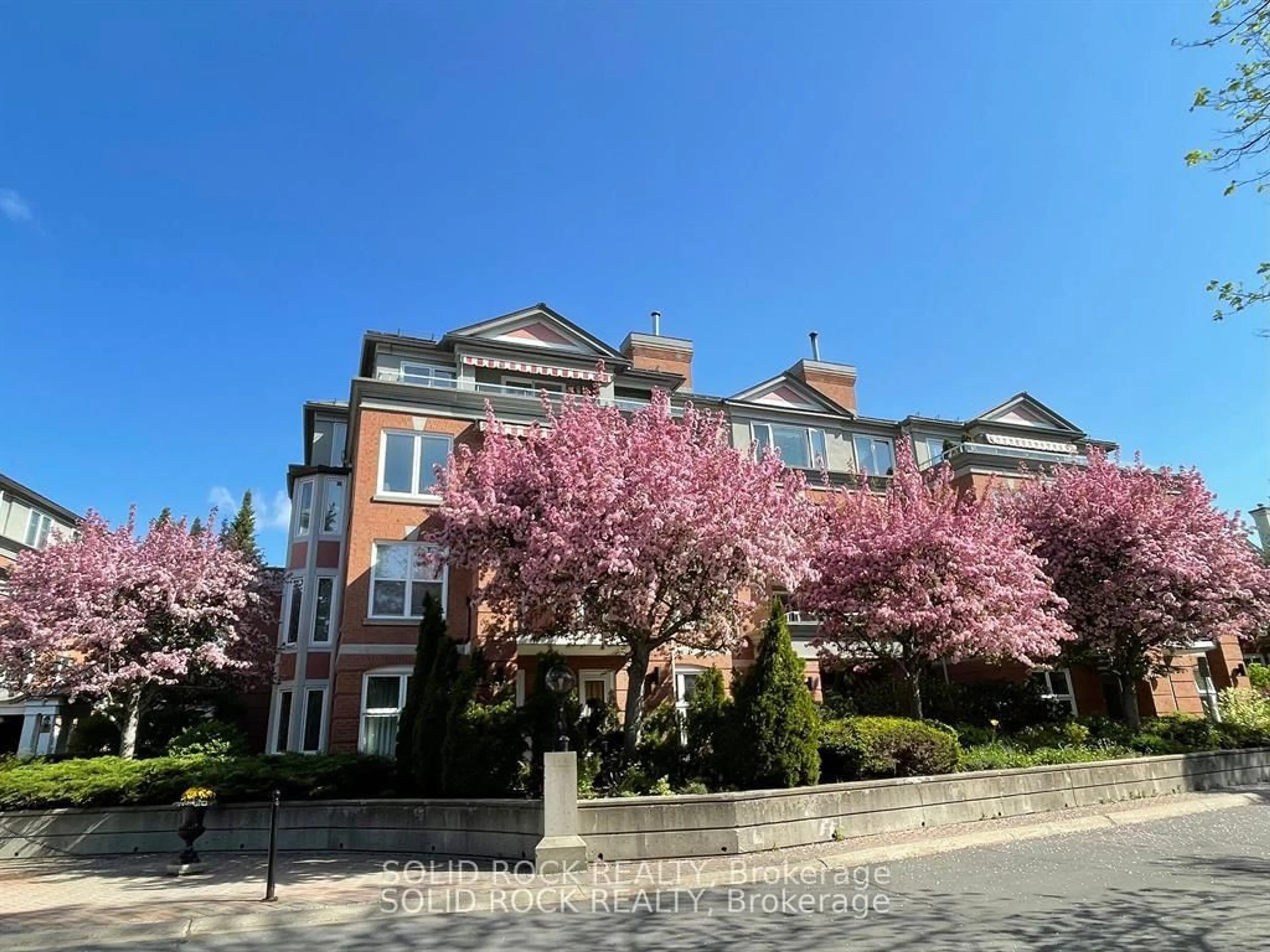 A pic from outside/outdoor area/front of a property/back of a property/a pic from drone, street for 11 Durham Private #106, Ottawa Ontario K1M 2H7