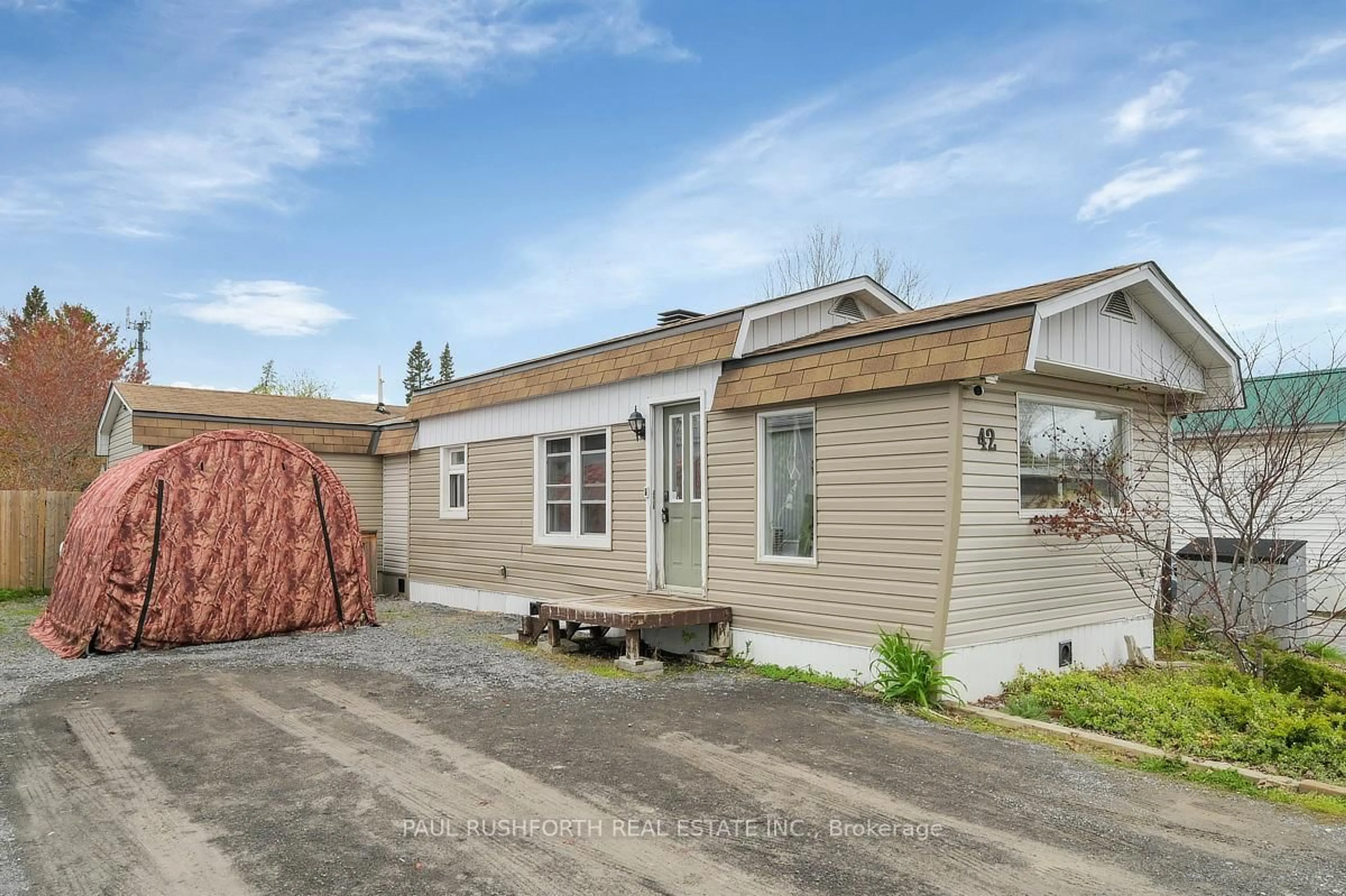 Unknown for 3535 St Joseph Blvd #42, Ottawa Ontario K1C 1T1