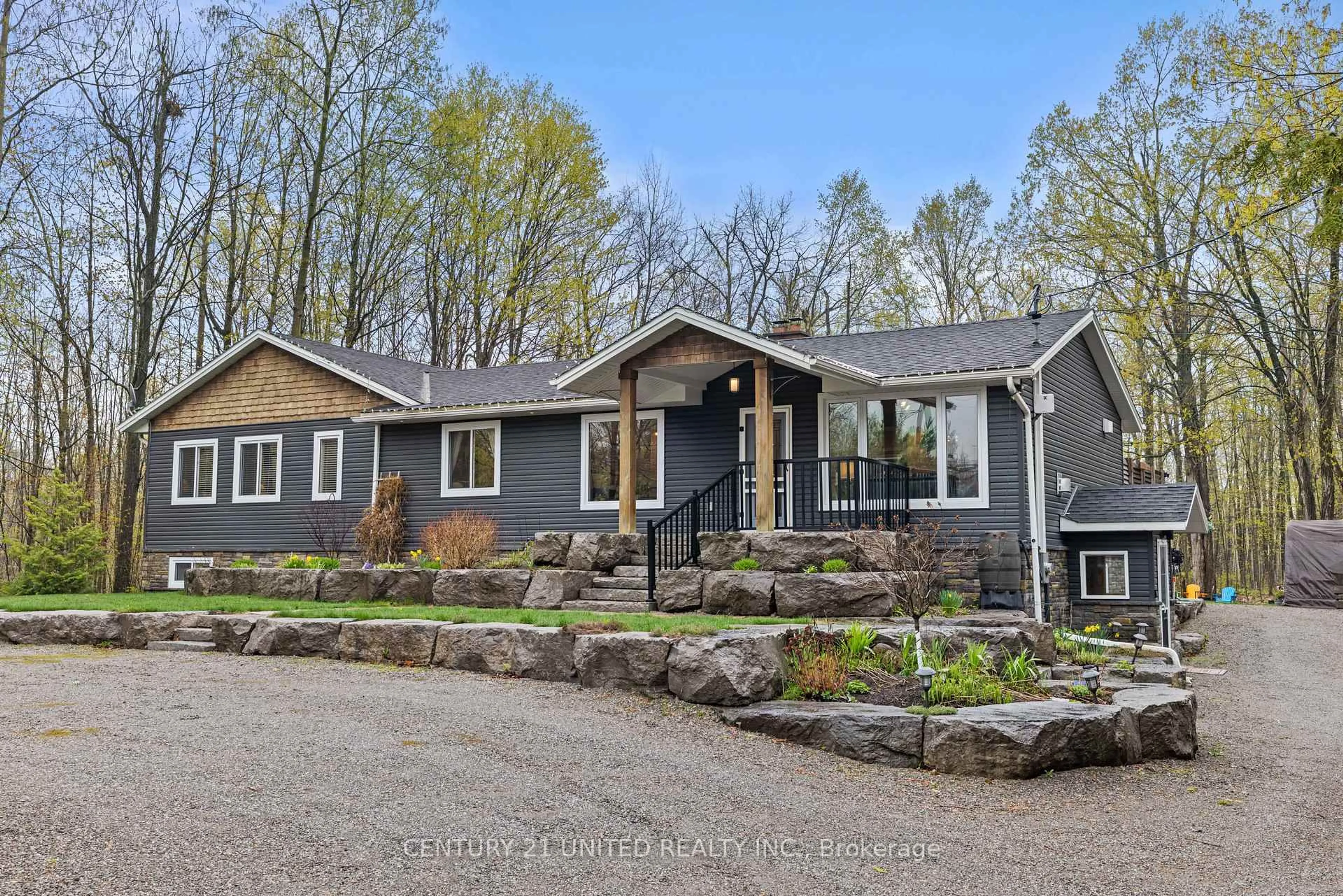 Home with vinyl exterior material, unknown for 1746 Lakehurst Rd, Trent Lakes Ontario K9J 6X2