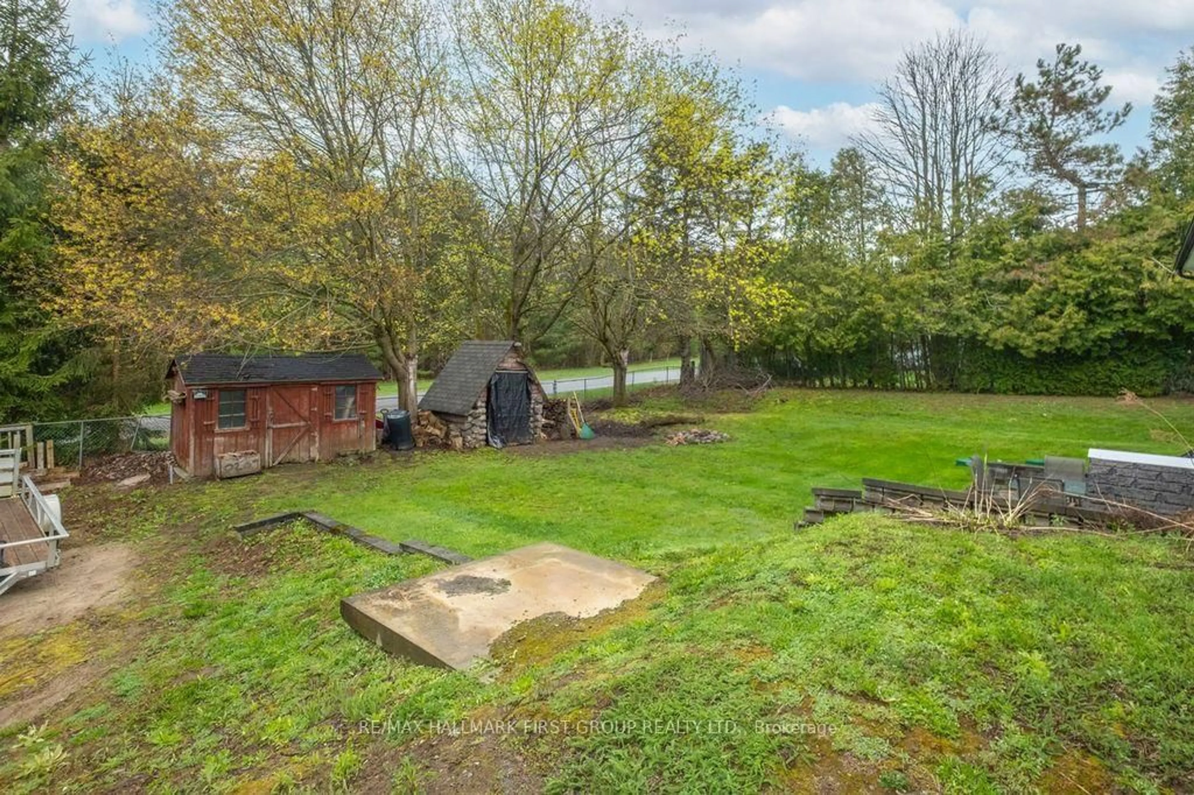 A pic from outside/outdoor area/front of a property/back of a property/a pic from drone, water/lake/river/ocean view for 131 Corbett Dr, Kawartha Lakes Ontario L0A 1K0