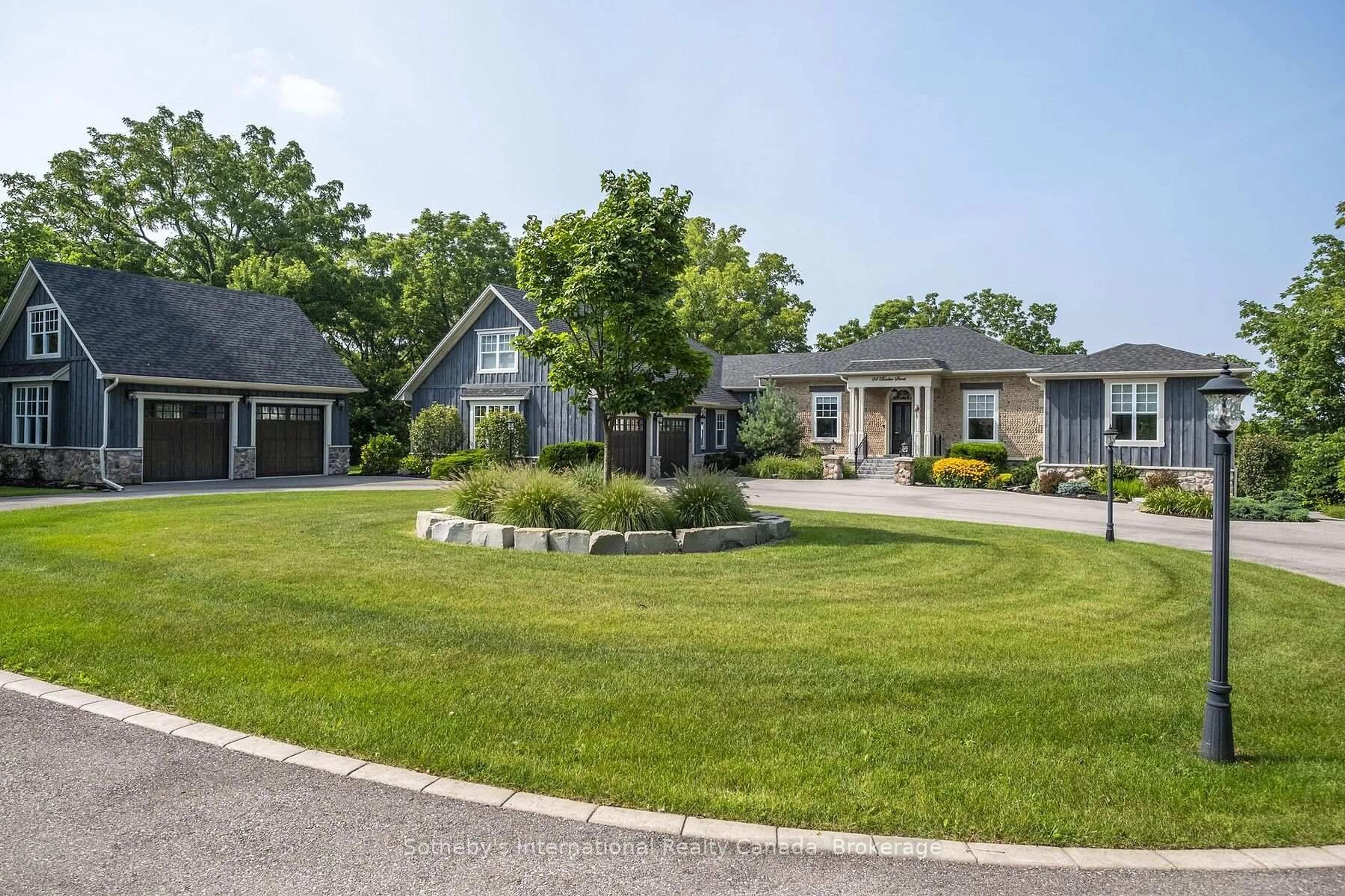 Unknown for 24 Barker St, Brant Ontario N3L 2H5