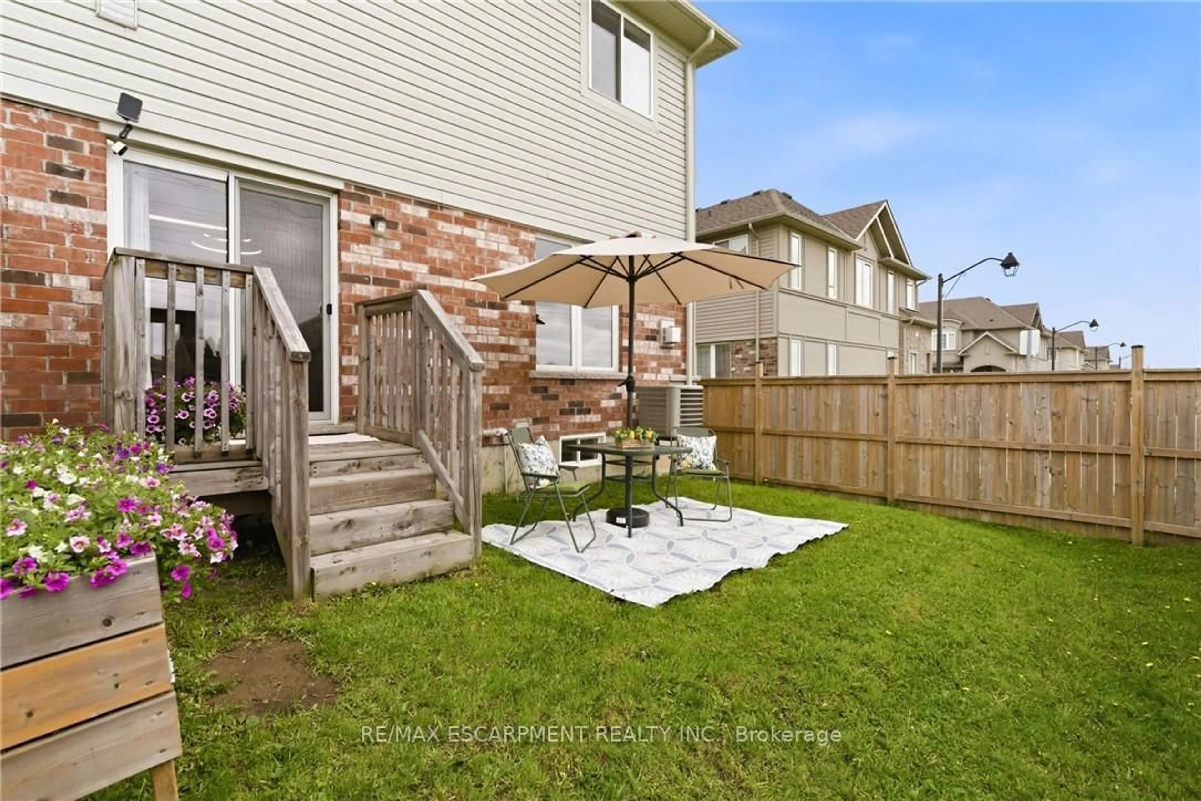 Patio, street for 73 Medici Lane #5, Hamilton Ontario L9B 0H3