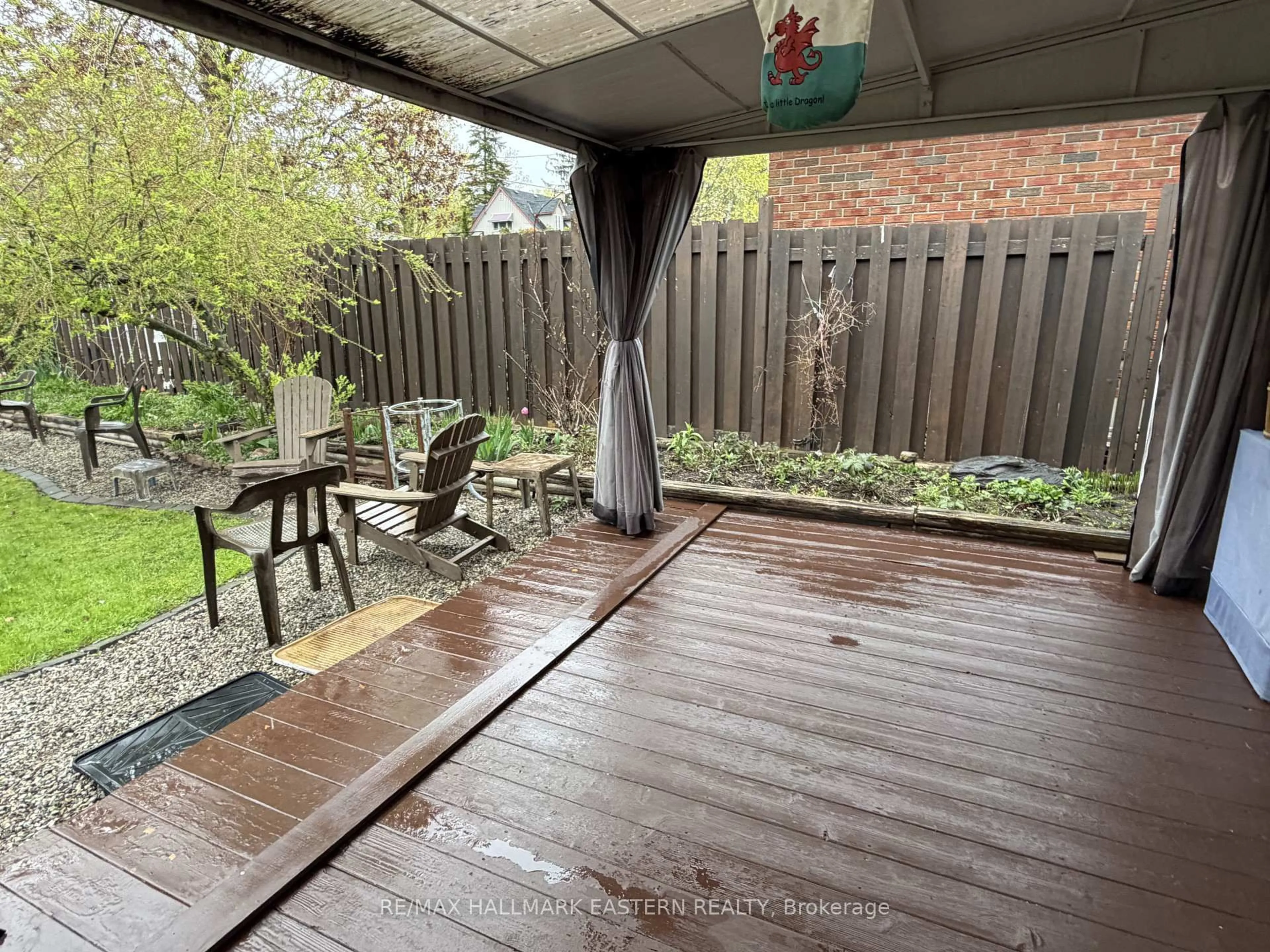 Patio, unknown for 276 Greenlawn Ave, Peterborough Ontario K9H 5K8