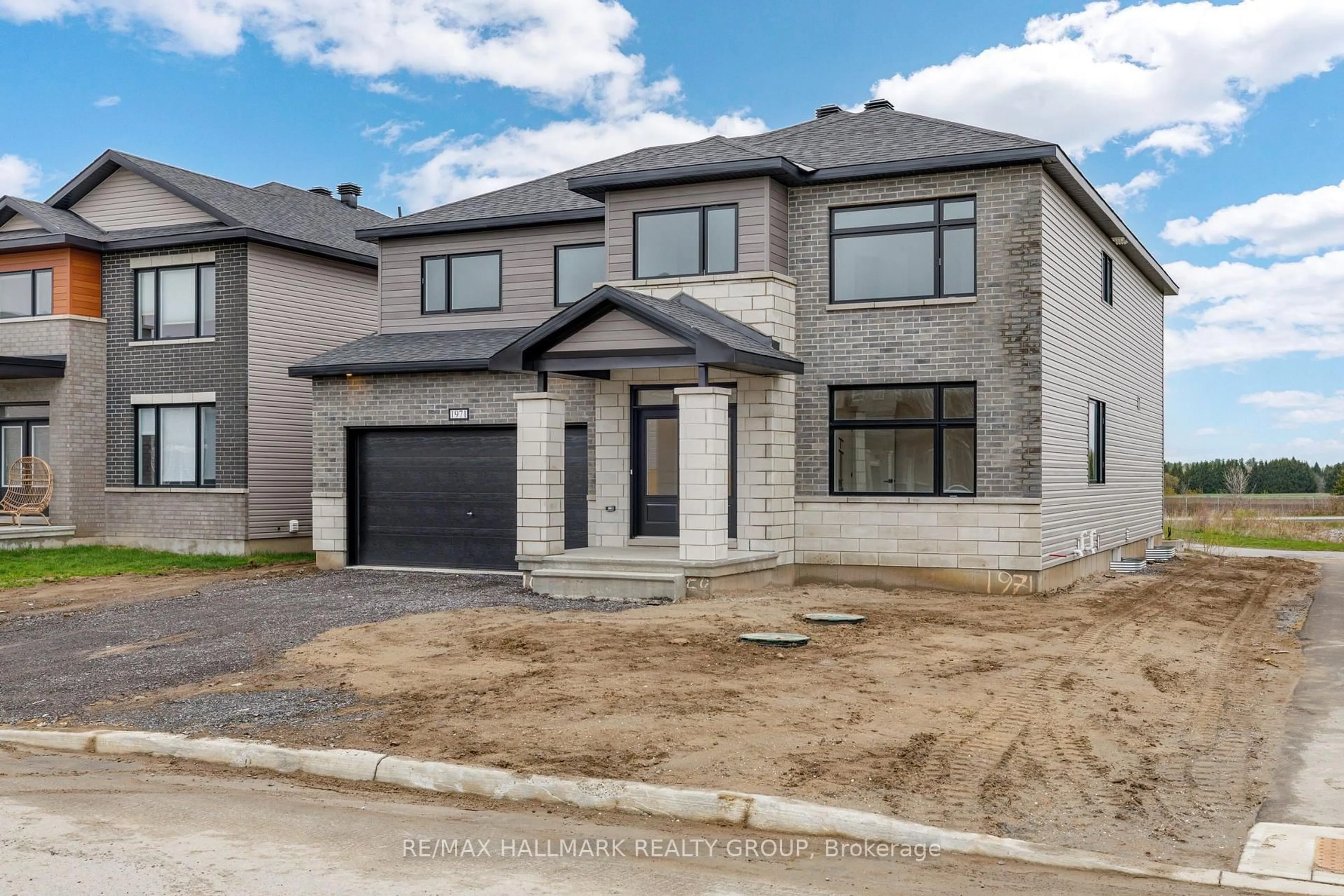 Home with brick exterior material, street for 1971 HAWKER Private, Carp Ontario K0A 1L0
