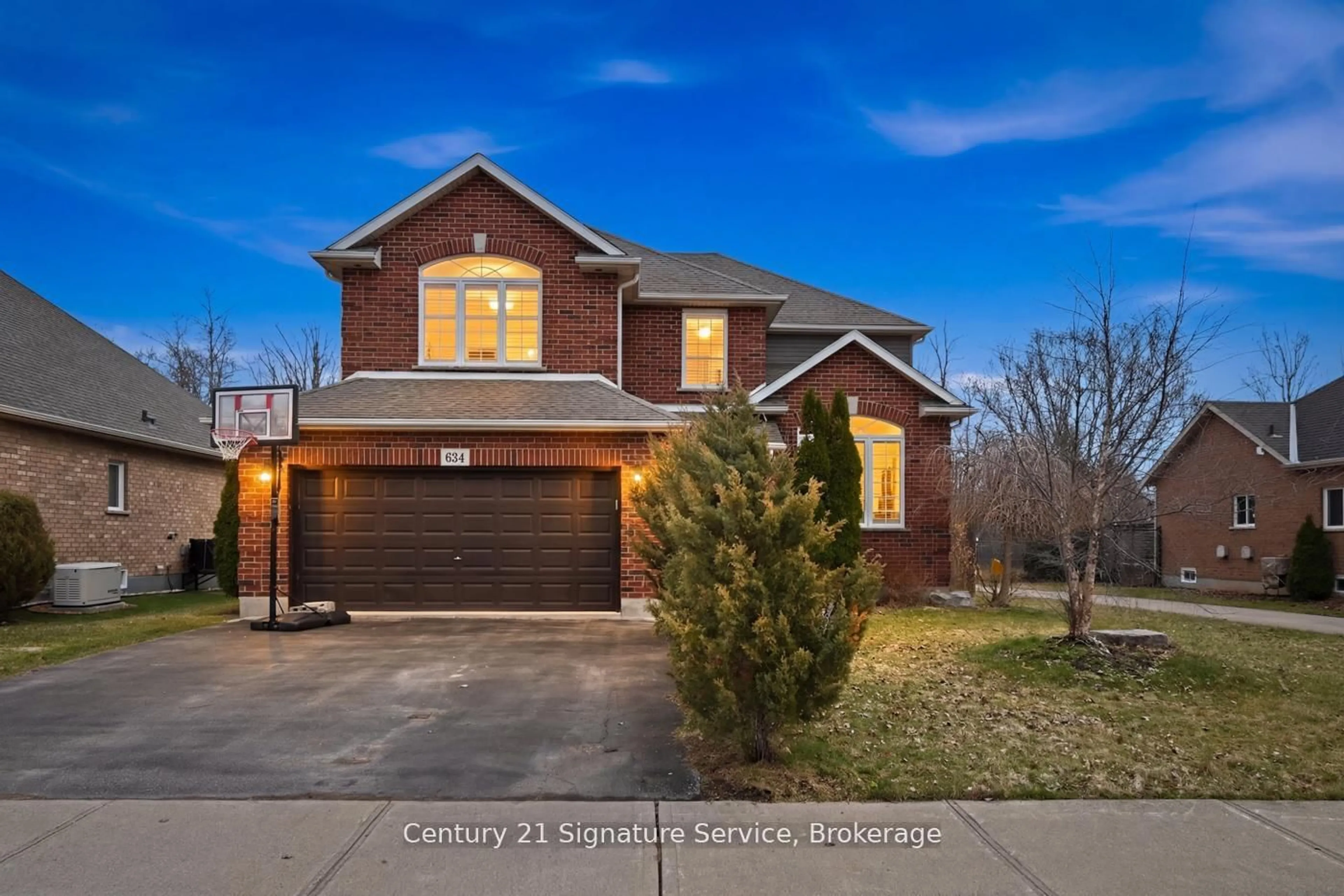 Home with brick exterior material, street for 654 Brian St, Fort Erie Ontario L2A 6W2