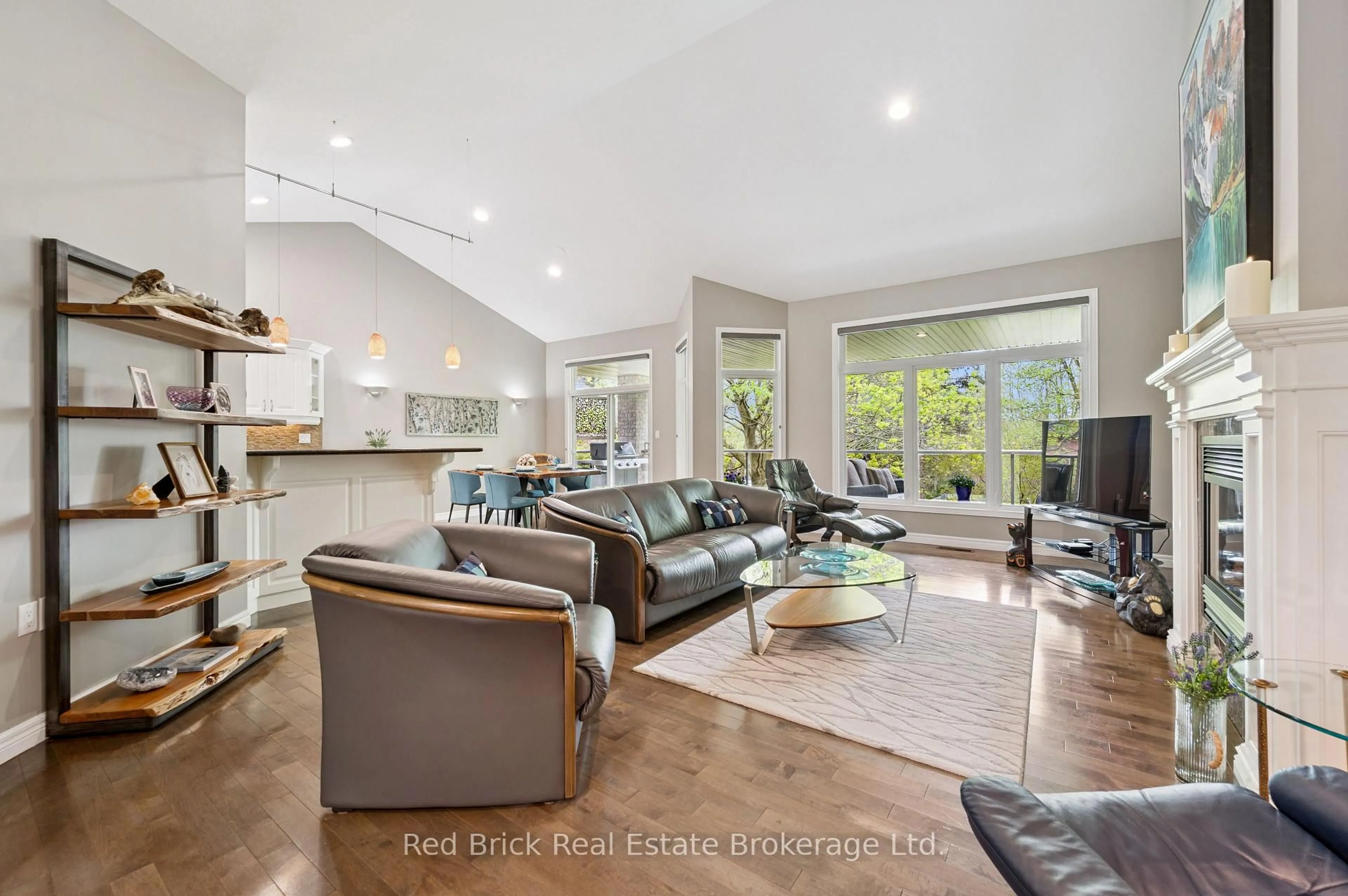 Living room with furniture, unknown for 326 Erb St, Centre Wellington Ontario N0B 1S0
