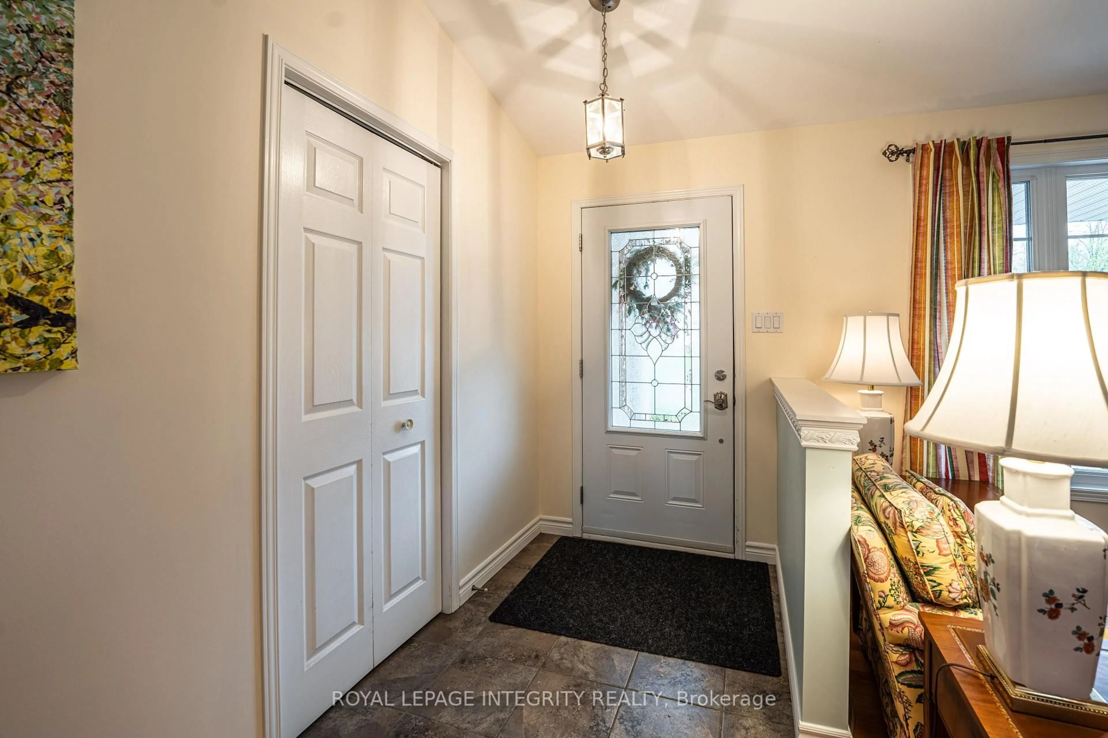 Indoor entryway for 4 Cherry Ave, South Stormont Ontario K0C 1P0