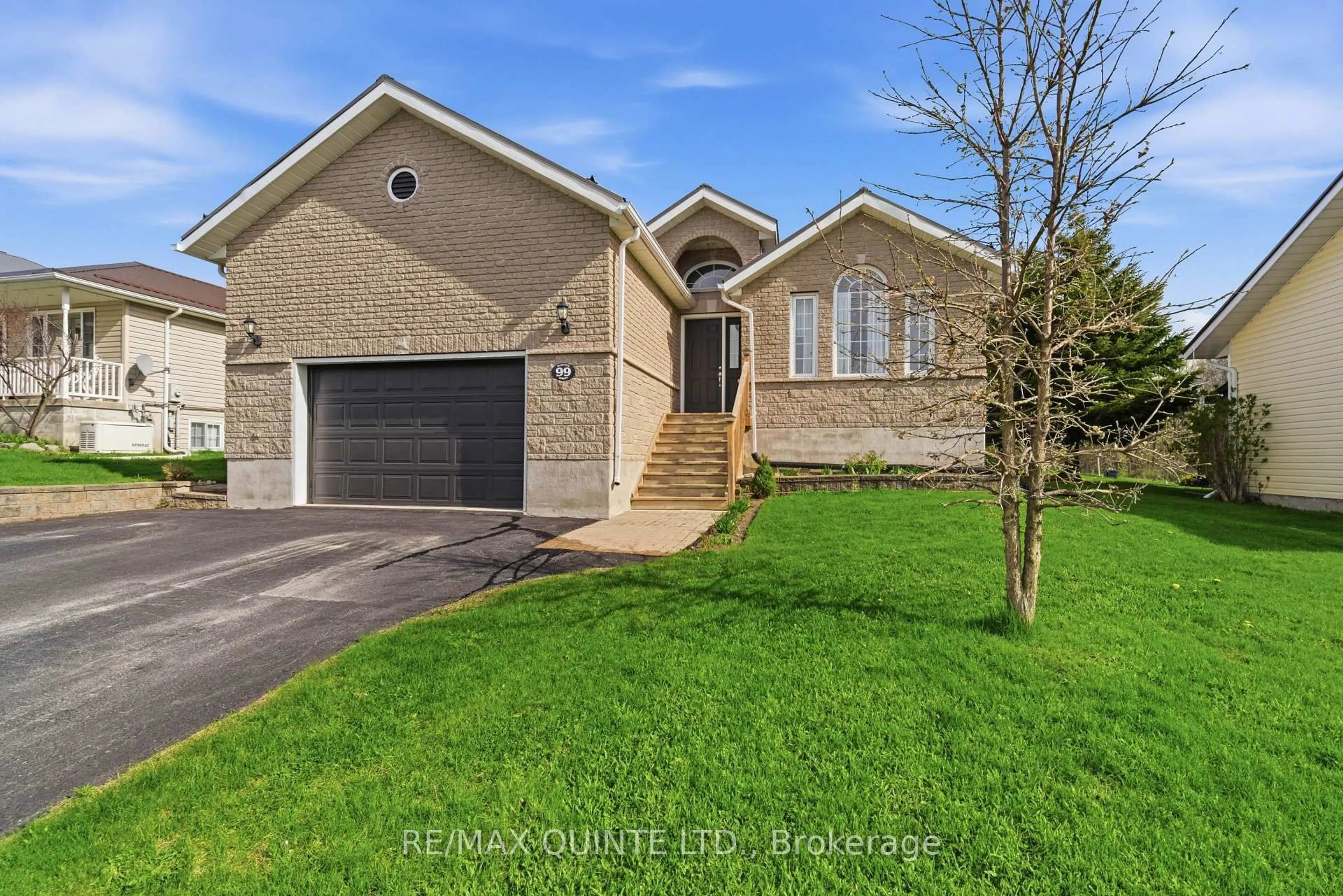 Unknown for 99 McKenzie St, Madoc Ontario K0K 2K0