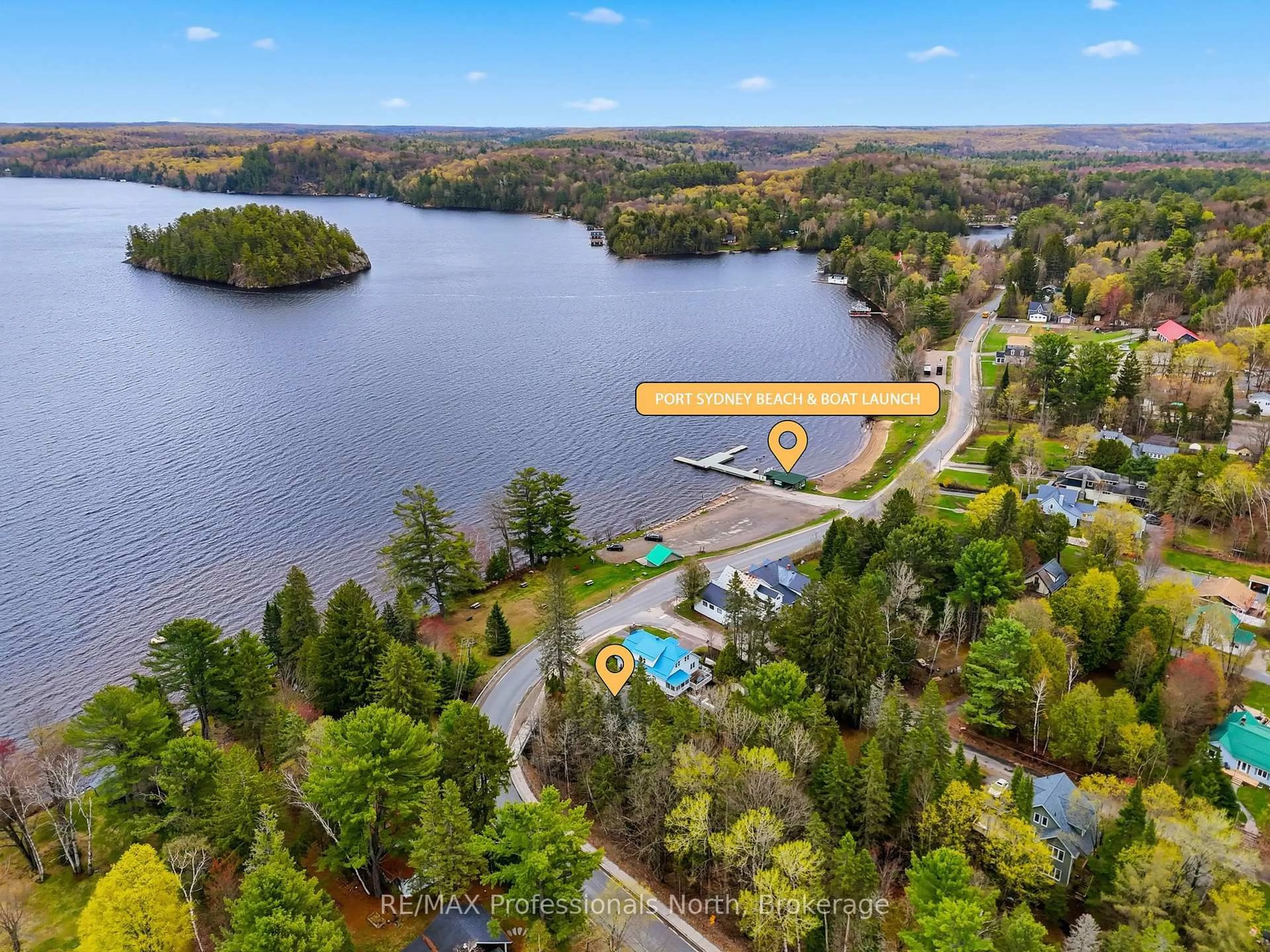A pic from outside/outdoor area/front of a property/back of a property/a pic from drone, water/lake/river/ocean view for 535 Muskoka  10 Rd, Huntsville Ontario P0B 1L0