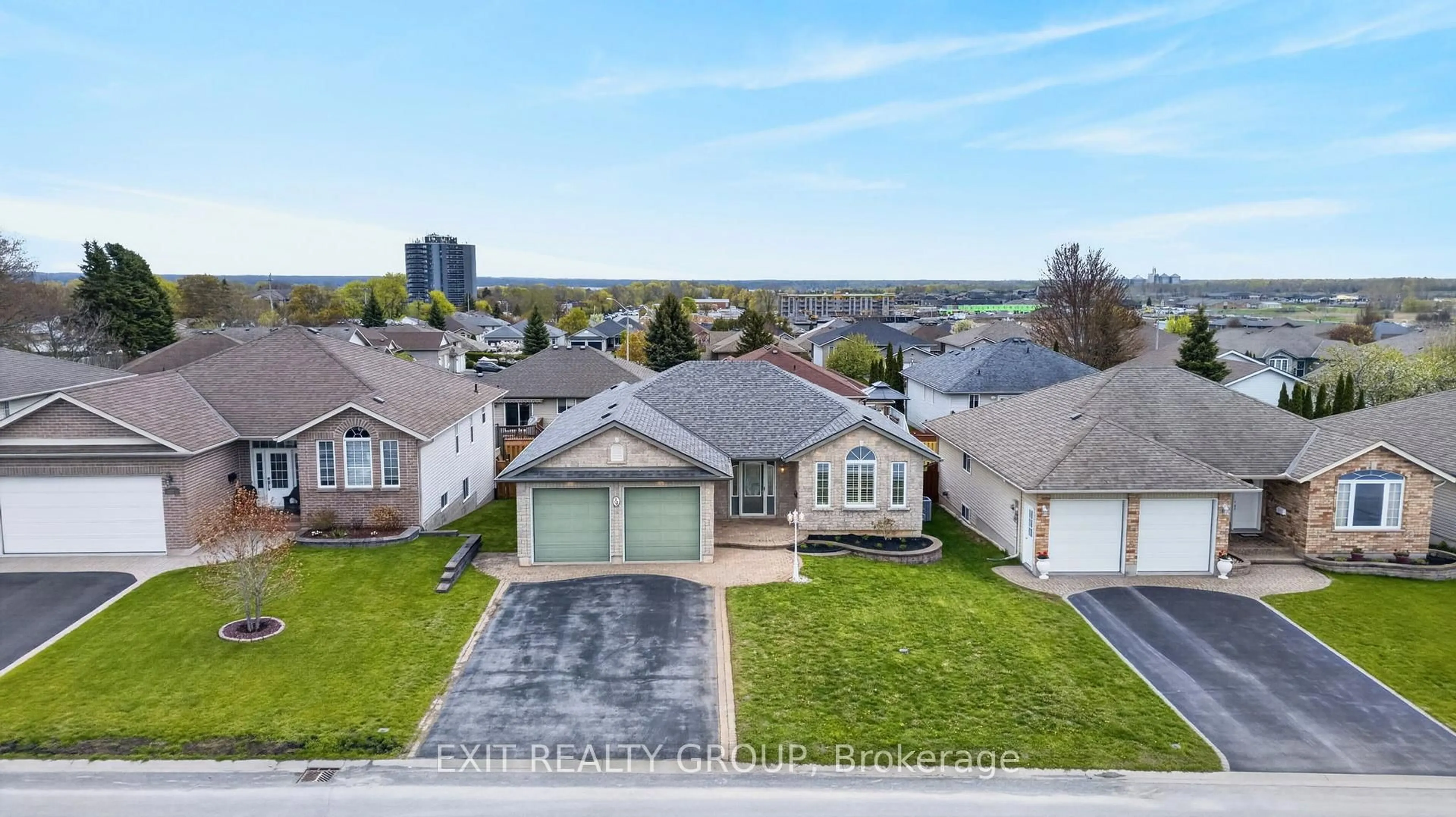 A pic from outside/outdoor area/front of a property/back of a property/a pic from drone, street for 34 Belvedere Rd, Quinte West Ontario K8V 4B1