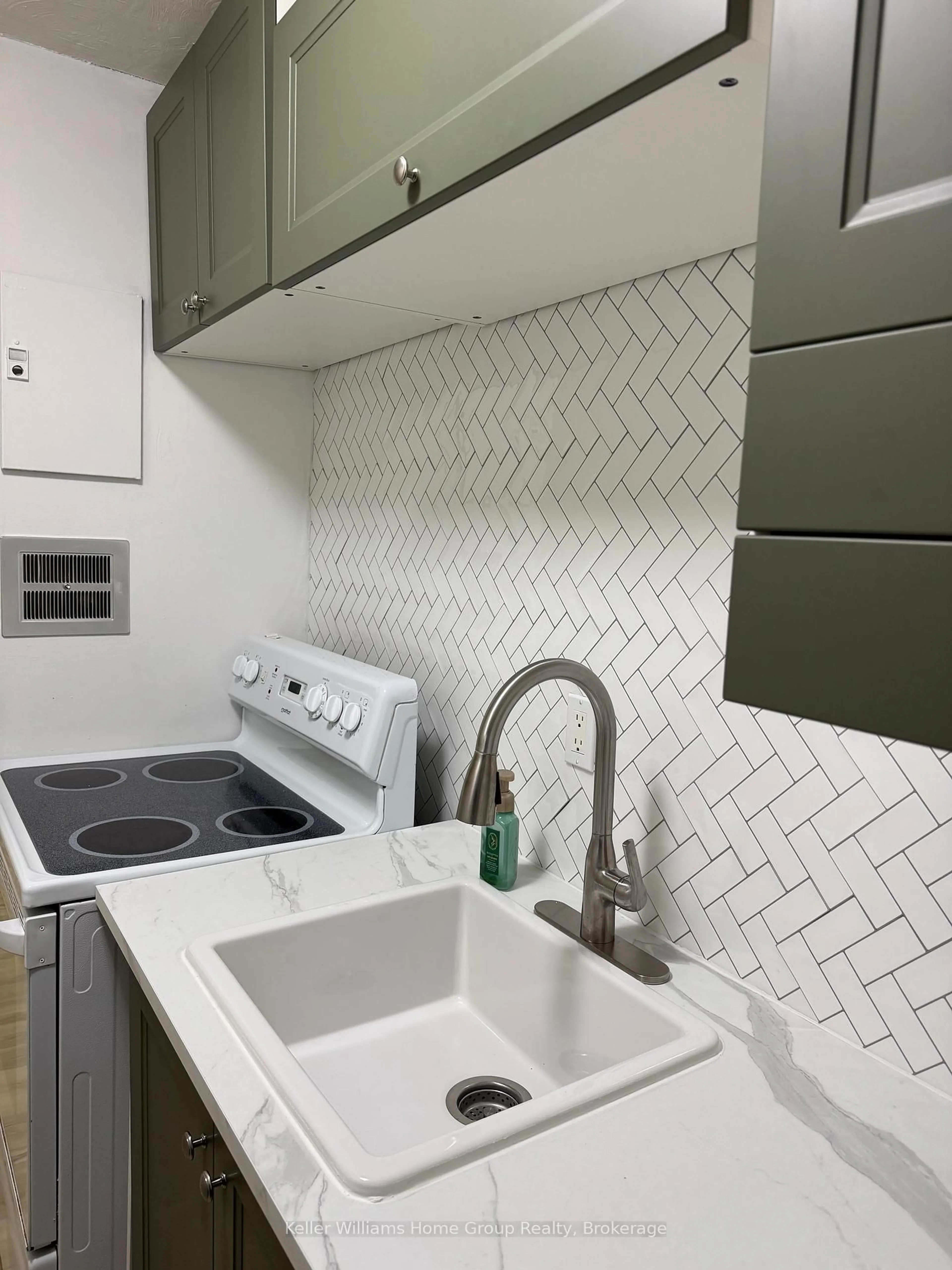 Standard kitchen, ceramic/tile floor for 601 BARBER Ave #210, North Perth Ontario N4W 1S4
