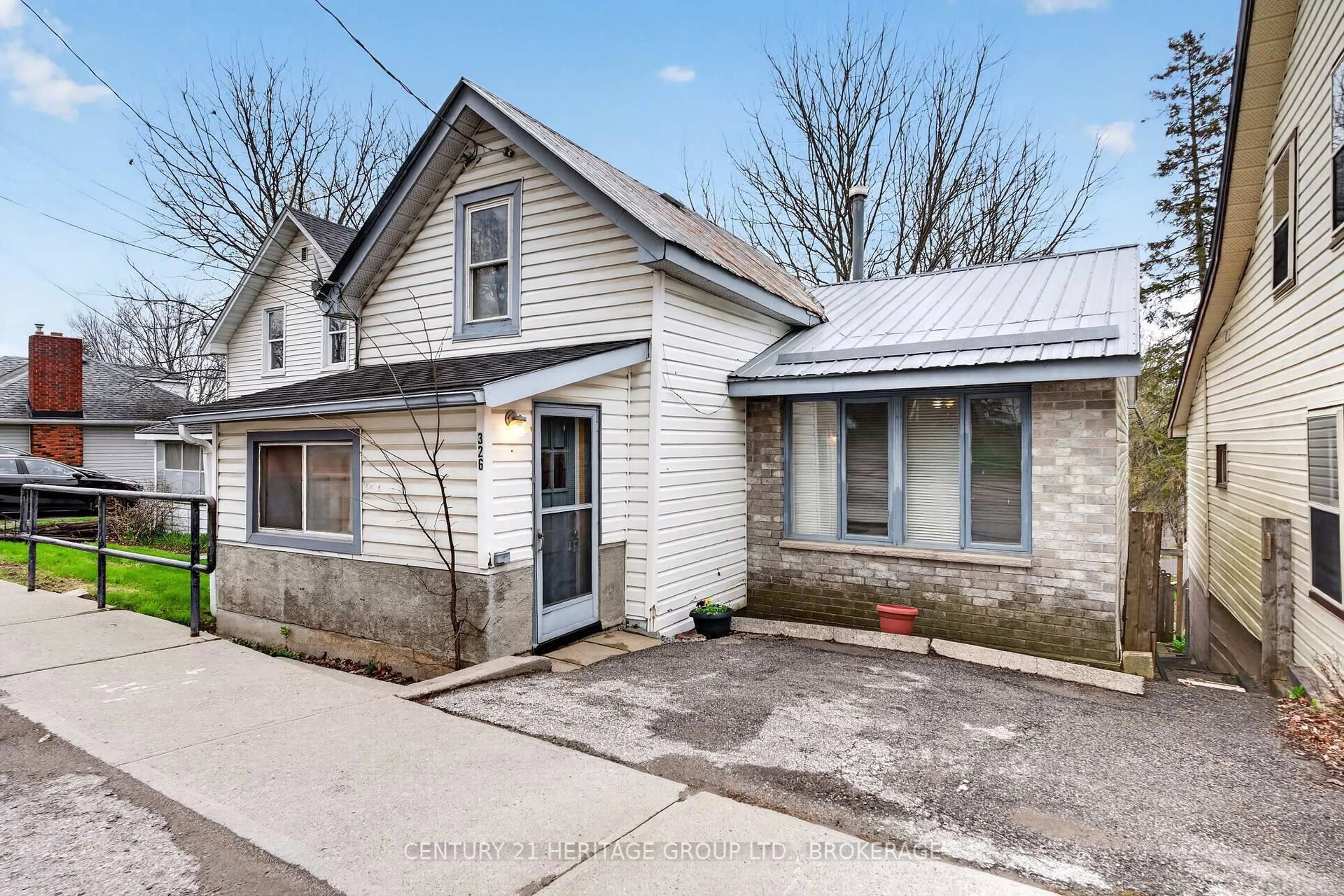 Unknown for 326 DUNDAS St, Deseronto Ontario K0K 1X0