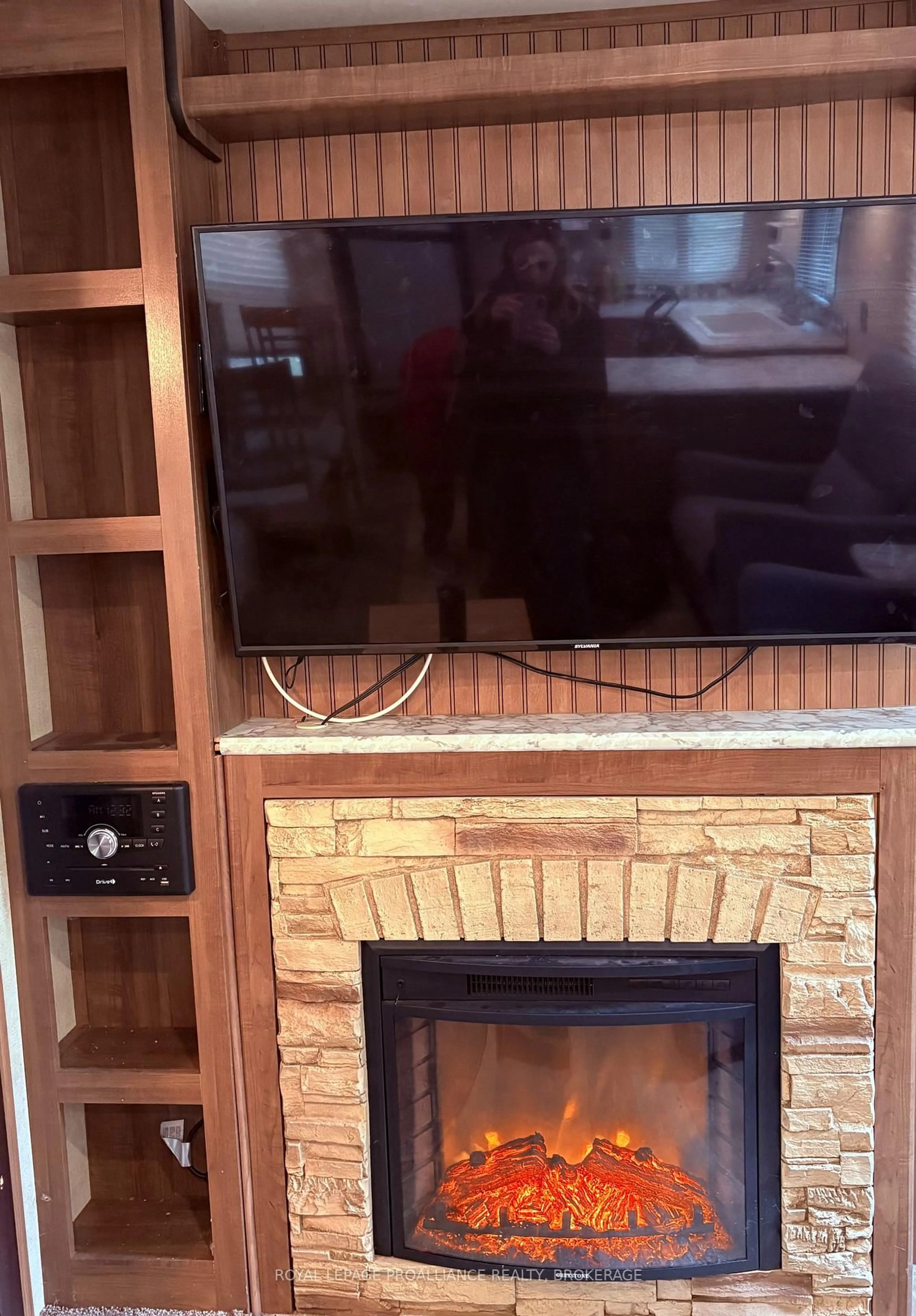 Home theater for 1014 Cunningham Rd #A11, Kingston Ontario K7L 4V3