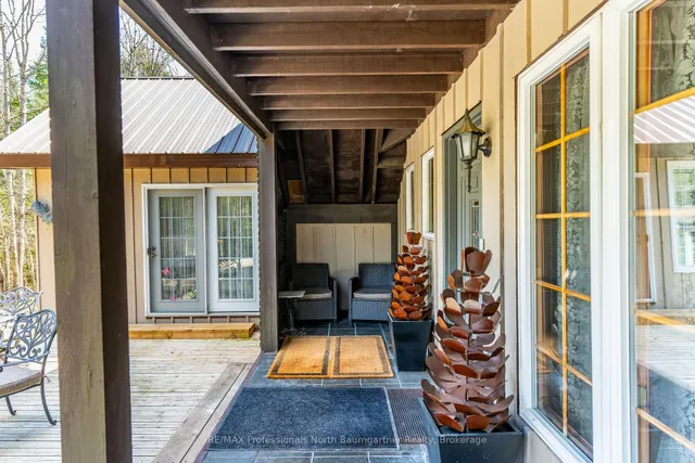 1065 Cloverleaf Rd, Algonquin Highlands 5