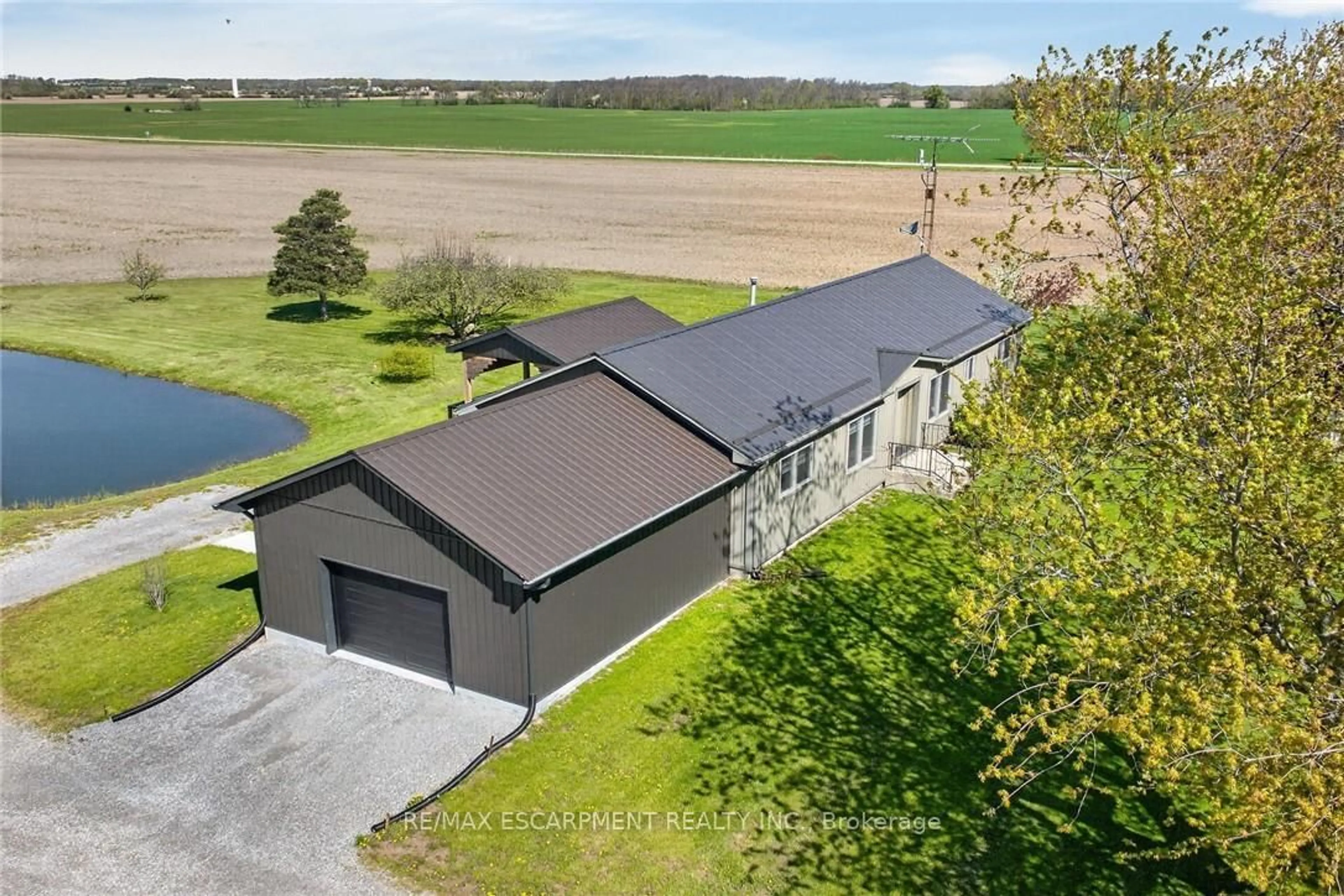 A pic from outside/outdoor area/front of a property/back of a property/a pic from drone, building for 765 Haldimand 53 Rd, Haldimand Ontario N0A 1P0