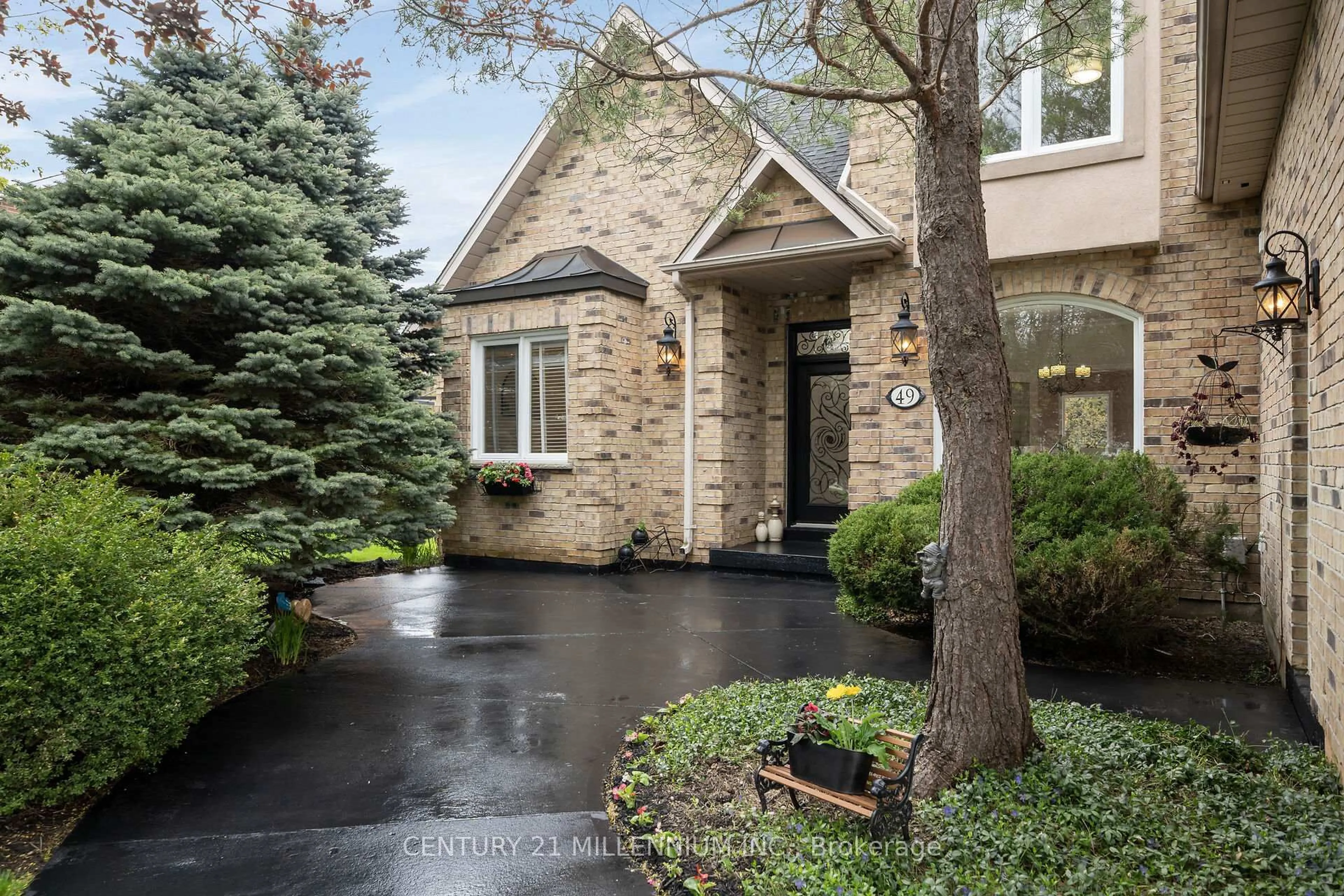 Home with brick exterior material, street for 49 Waterford Dr, Erin Ontario N0B 1T0