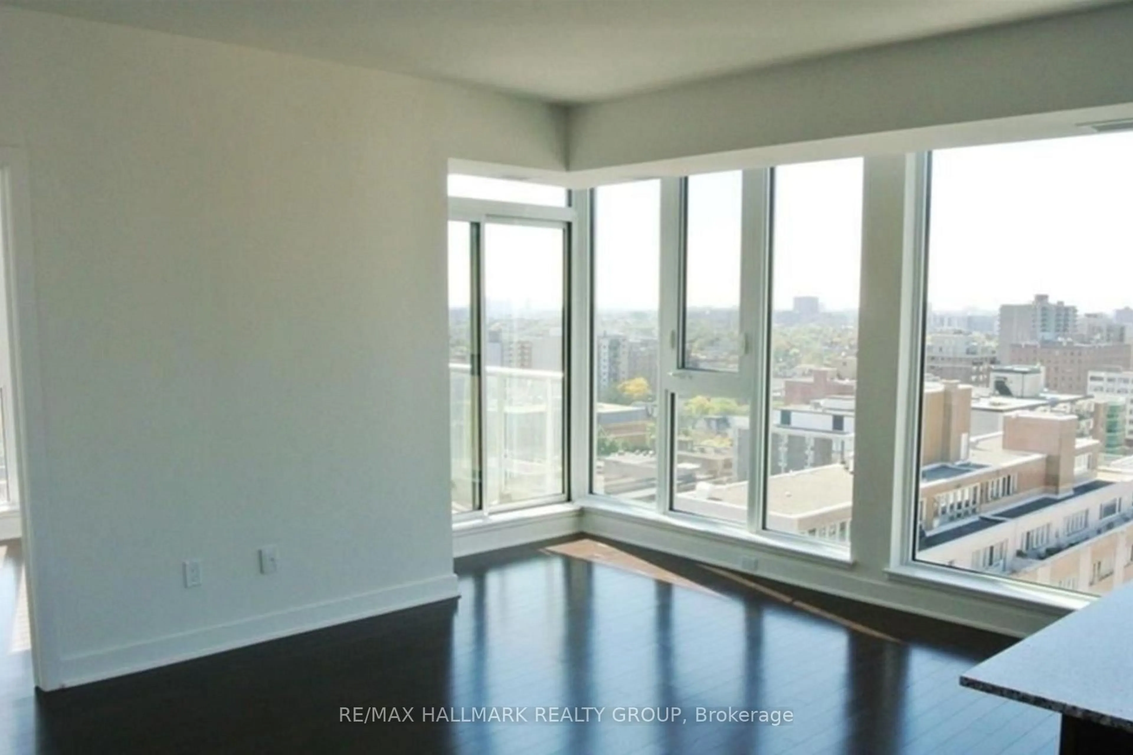 A pic of a room for 179 METCALFE St #1509, Ottawa Ontario K2P 0W1