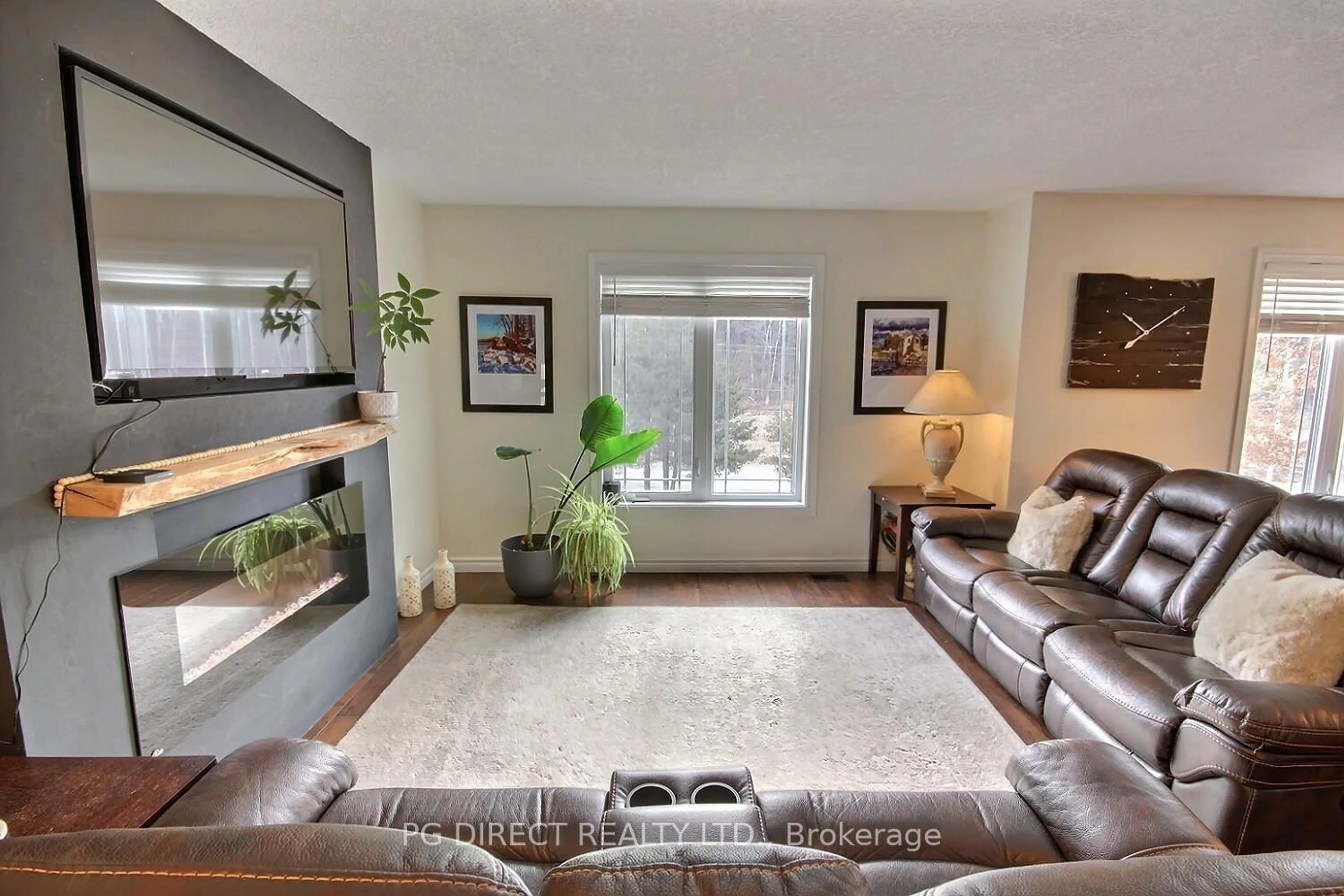 Living room with furniture, unknown for 487 Glen Ross Rd, Hastings Ontario K0K 2C0
