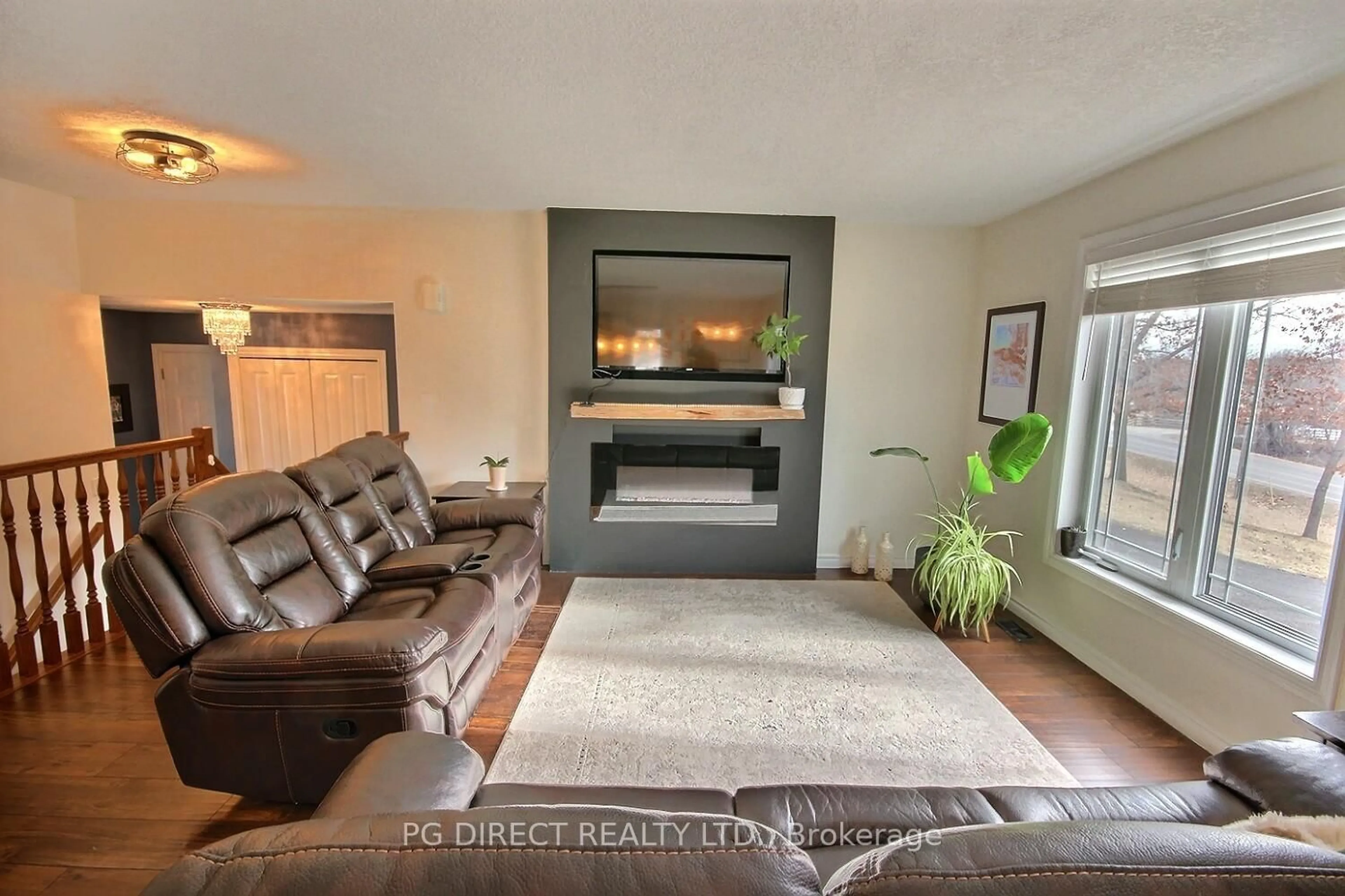 Living room with furniture, unknown for 487 Glen Ross Rd, Hastings Ontario K0K 2C0