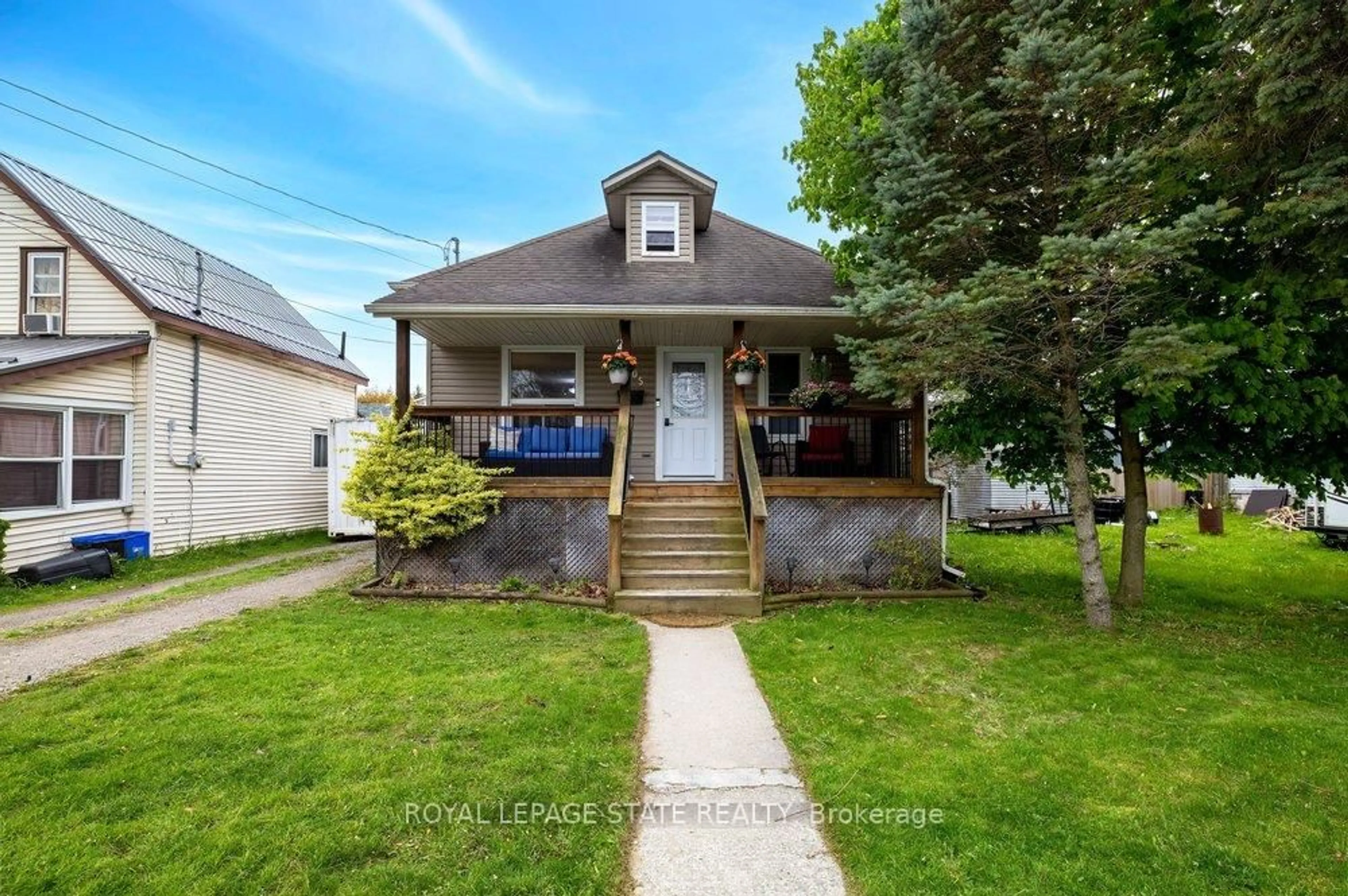 Unknown for 405 John St, Haldimand Ontario N1A 2R1