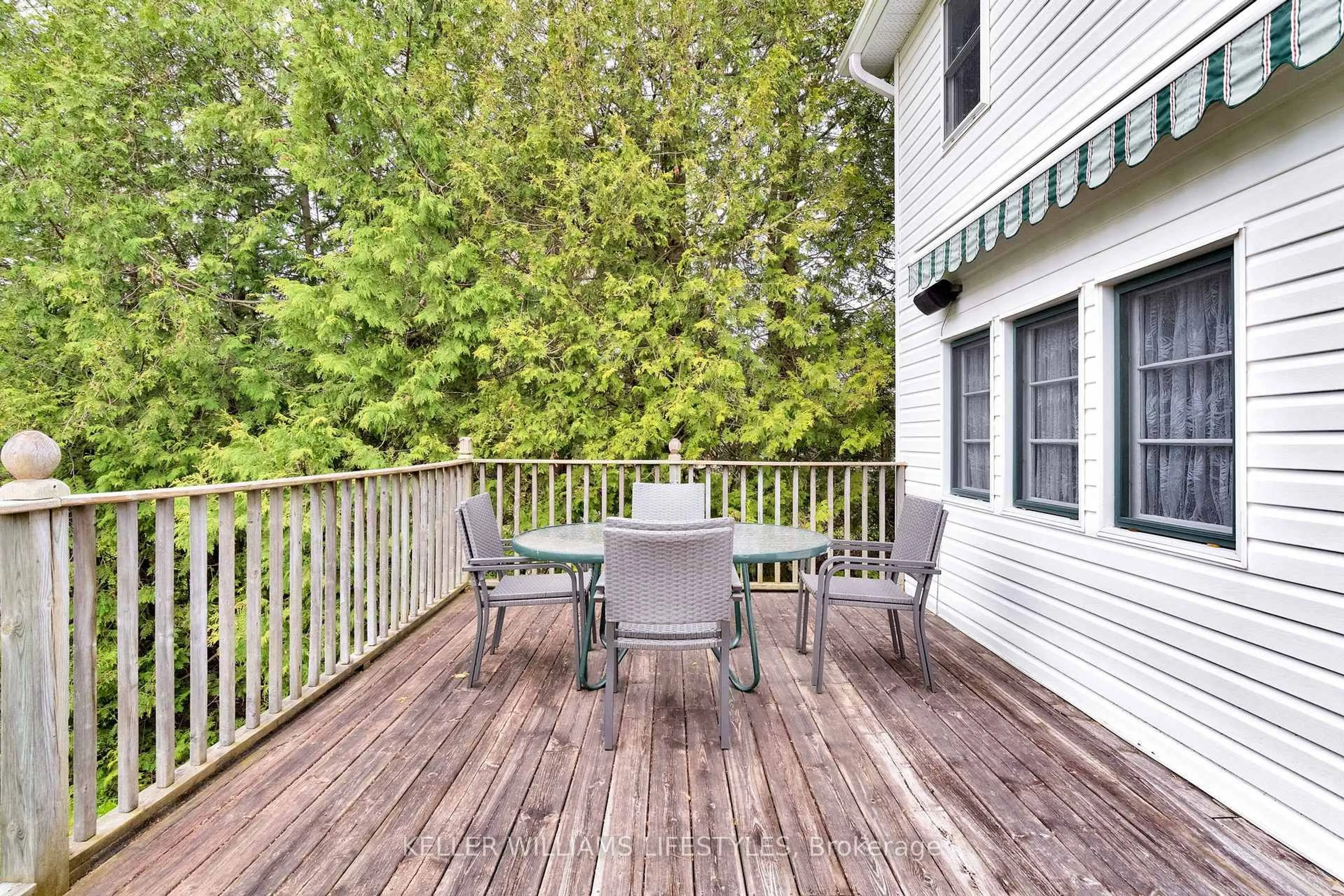 Patio, unknown for 6493 West Parkway Dr, Lambton Shores Ontario N0N 1J2