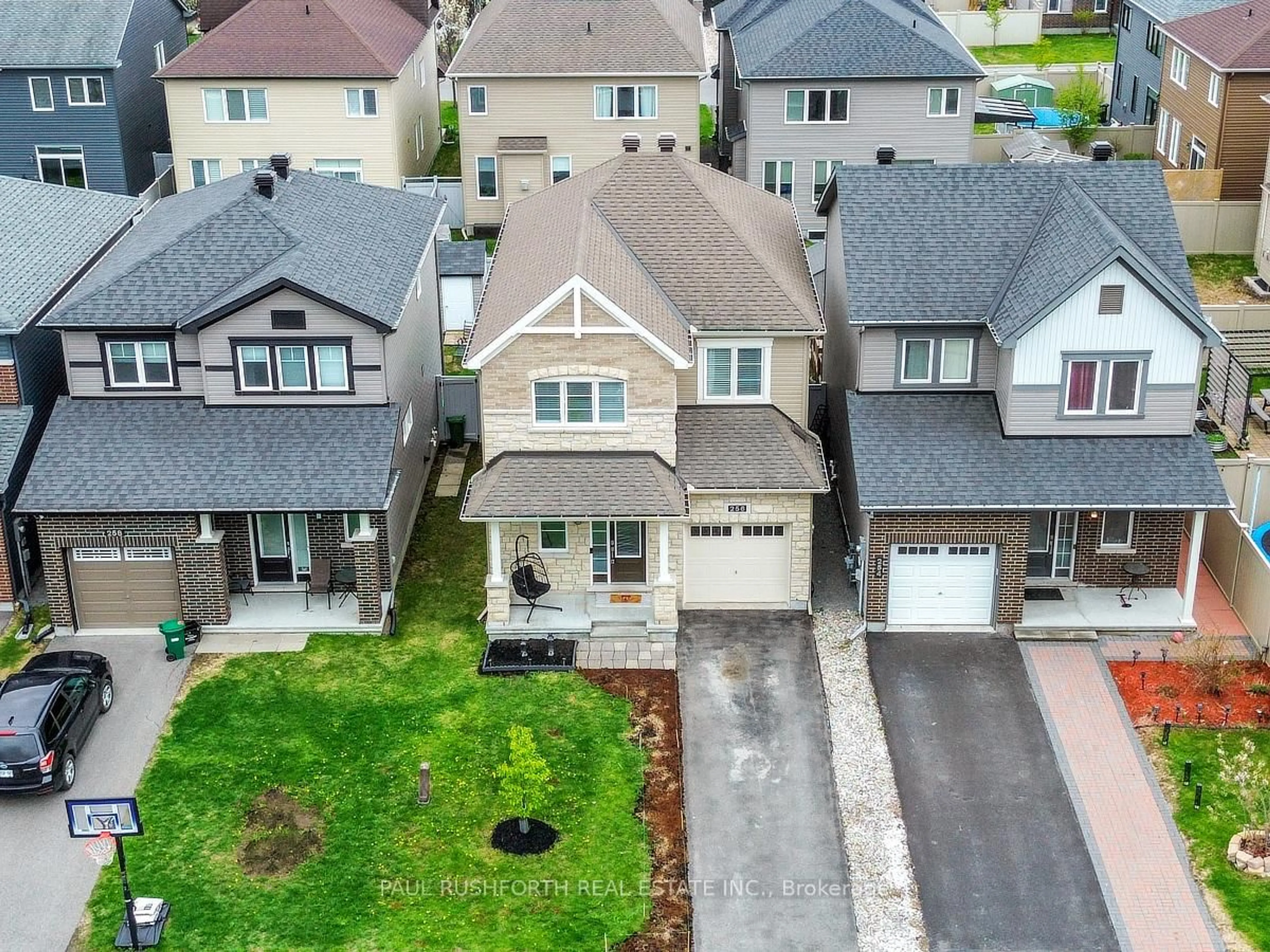 A pic from outside/outdoor area/front of a property/back of a property/a pic from drone, street for 256 Hepatica Way, Ottawa Ontario K4A 0Y9