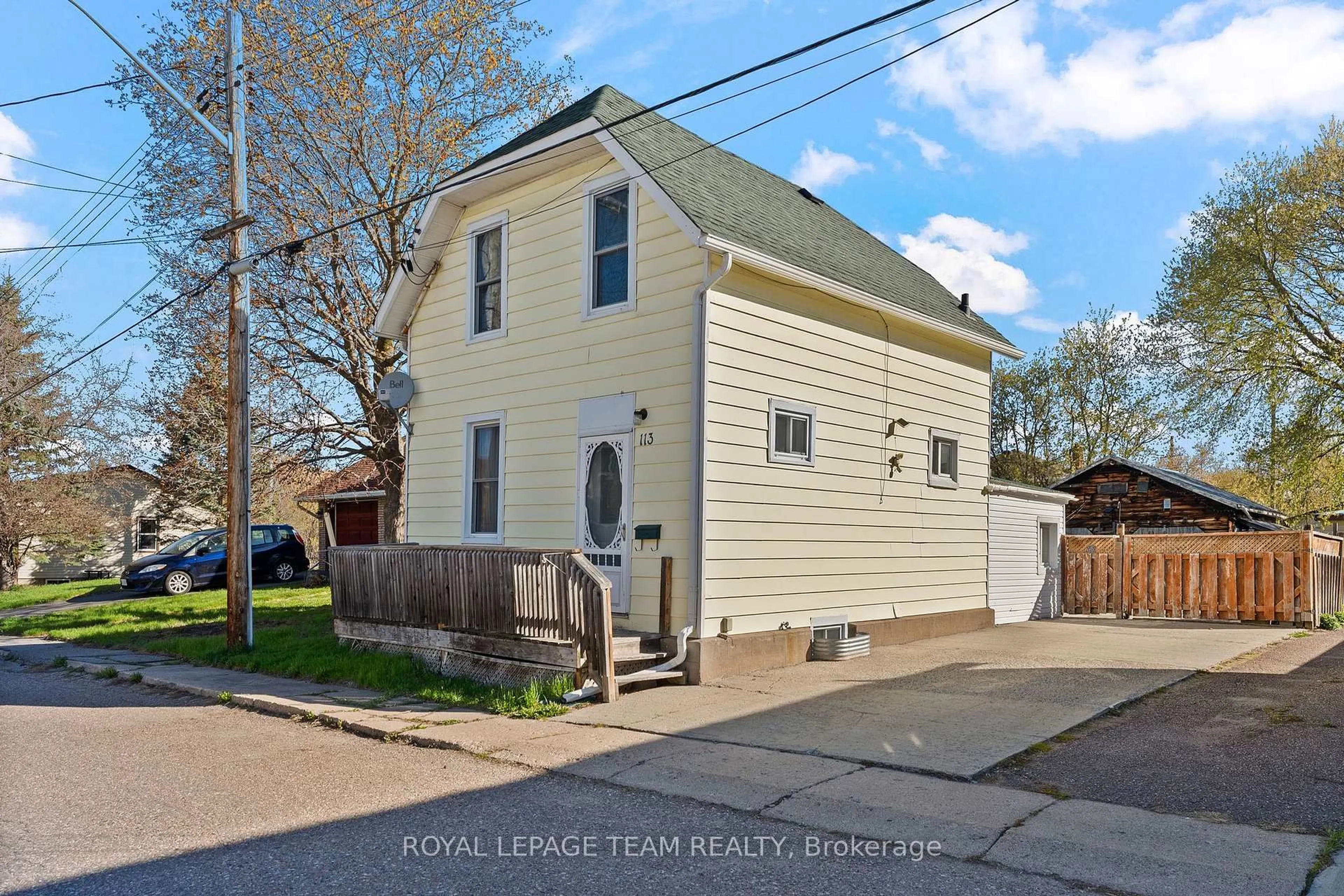 Unknown for 113 QUEEN St, Renfrew Ontario K7V 2A4