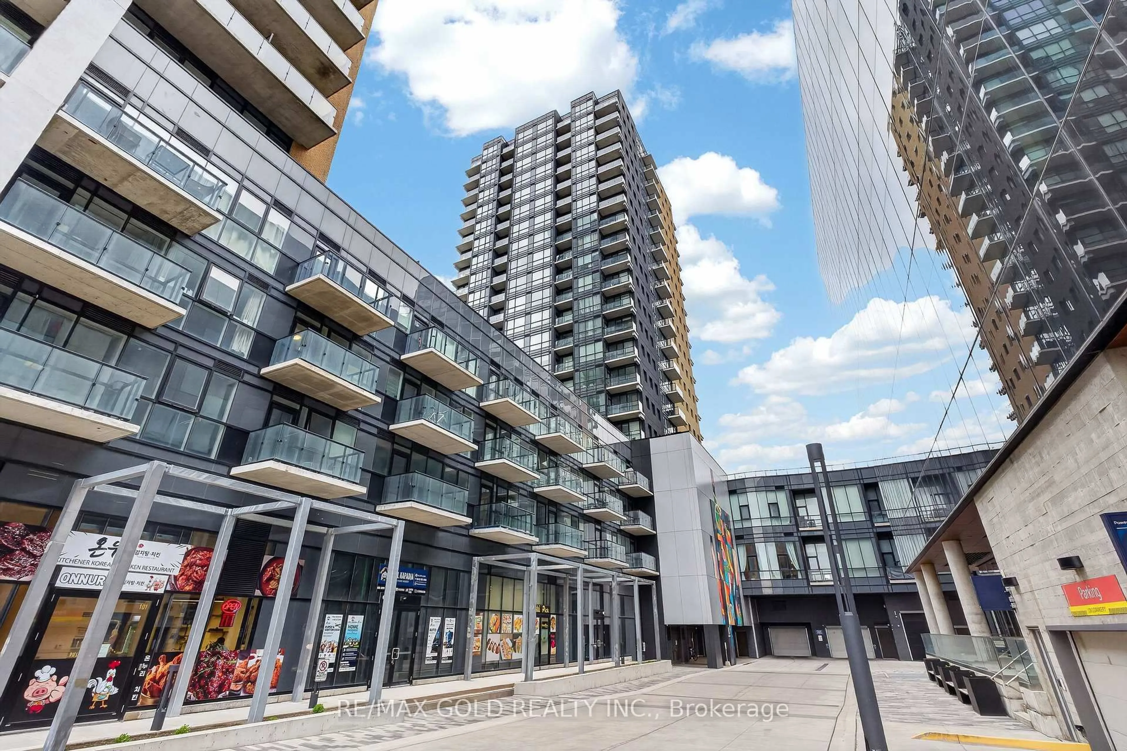 Unknown for 104 Garment St #1010, Kitchener Ontario N2G 0C8