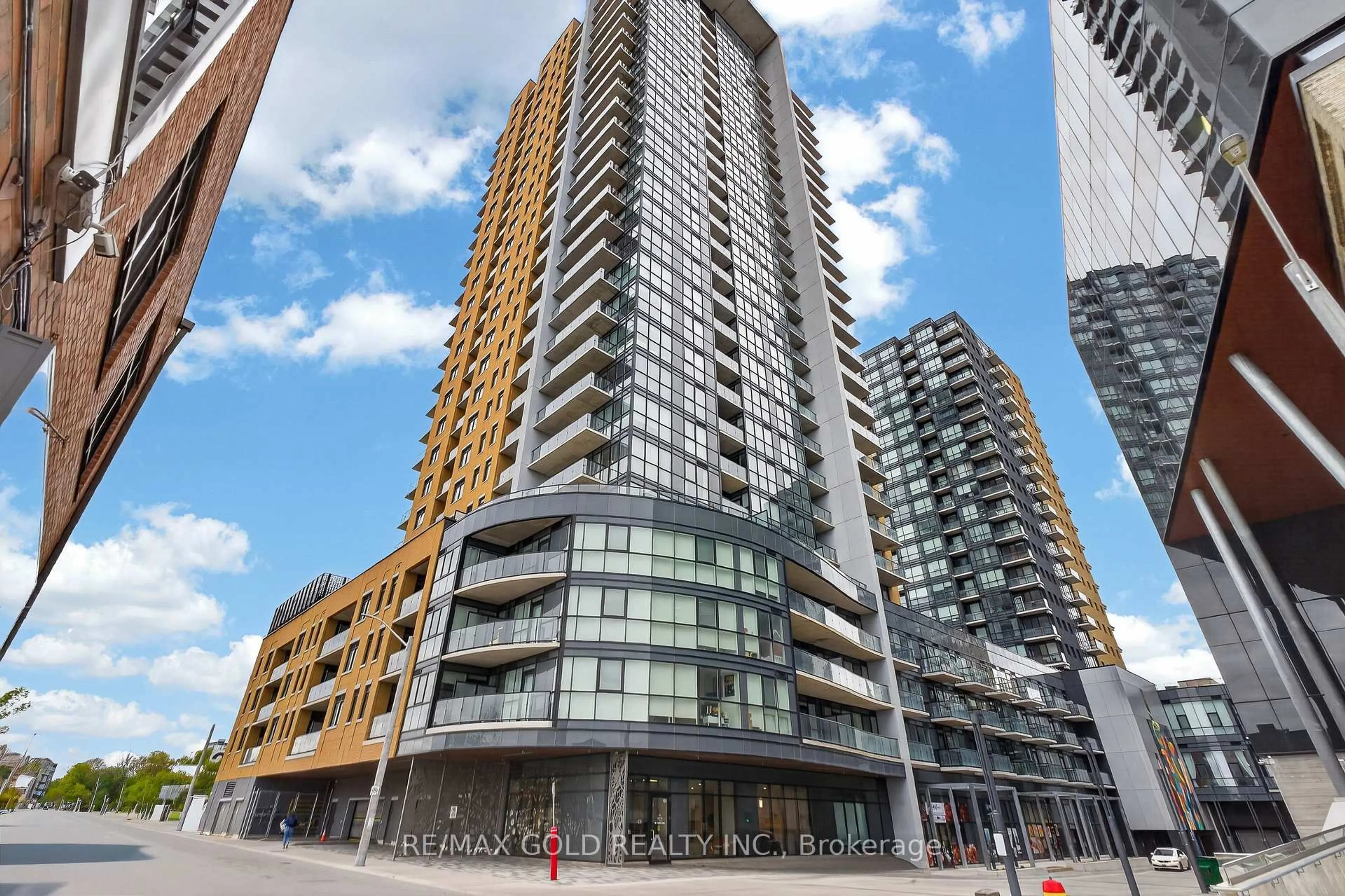 Unknown for 104 Garment St #1010, Kitchener Ontario N2G 0C8