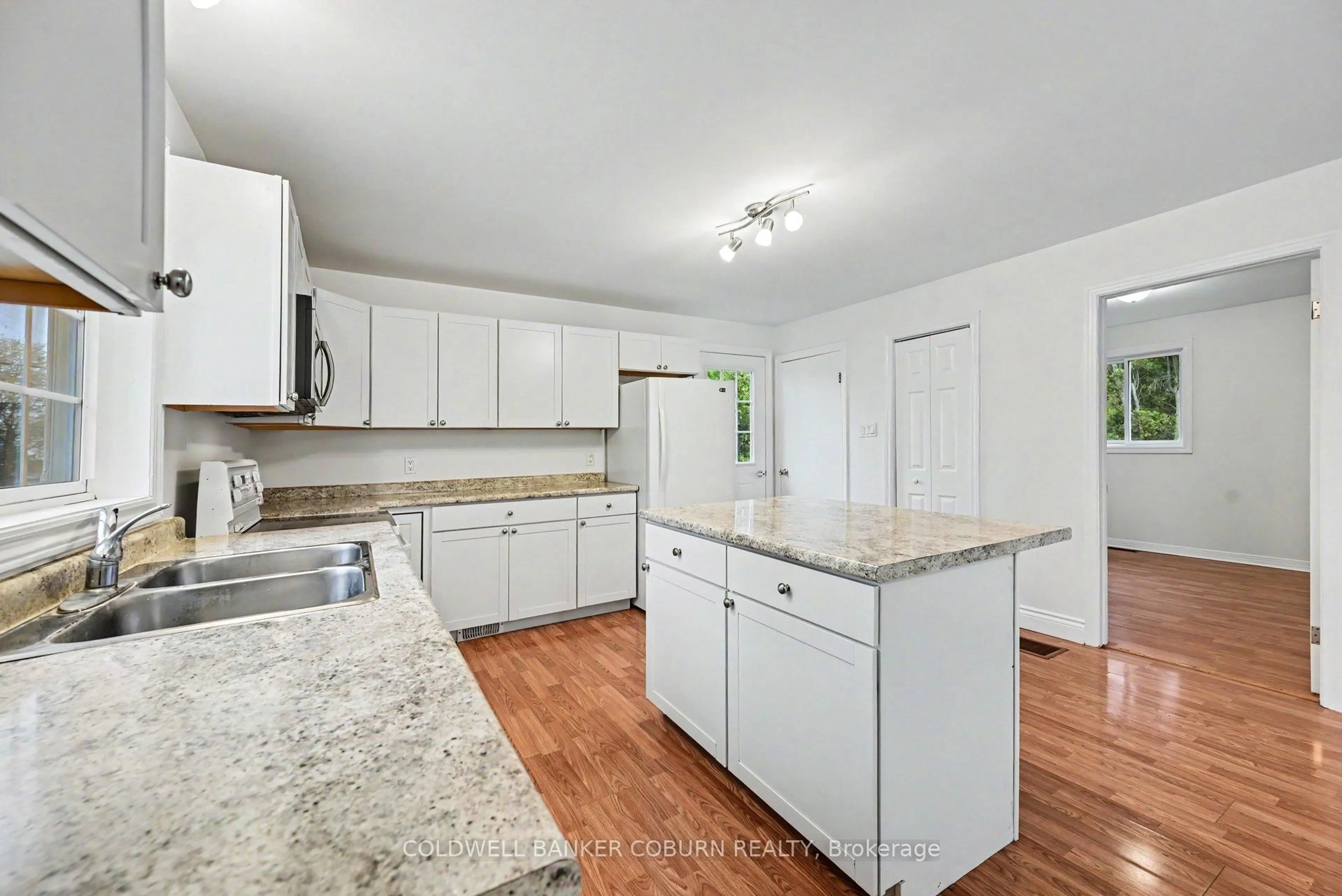 Open concept kitchen, unknown for 94 College St, North Dundas Ontario K0C 1H0