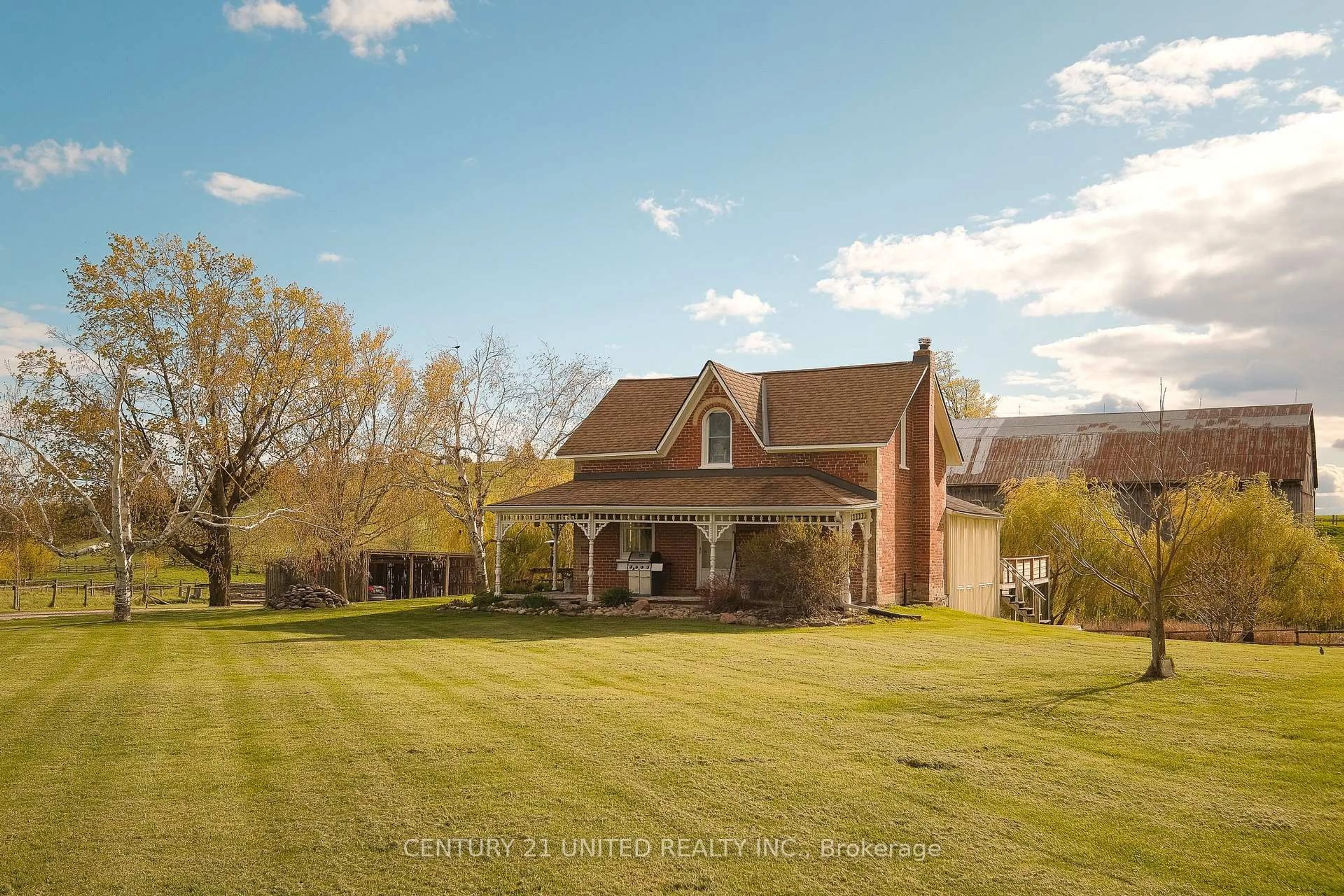 A pic from outside/outdoor area/front of a property/back of a property/a pic from drone, mountain view for 1578 Heritage Line, Otonabee-South Monaghan Ontario K0L 2G0