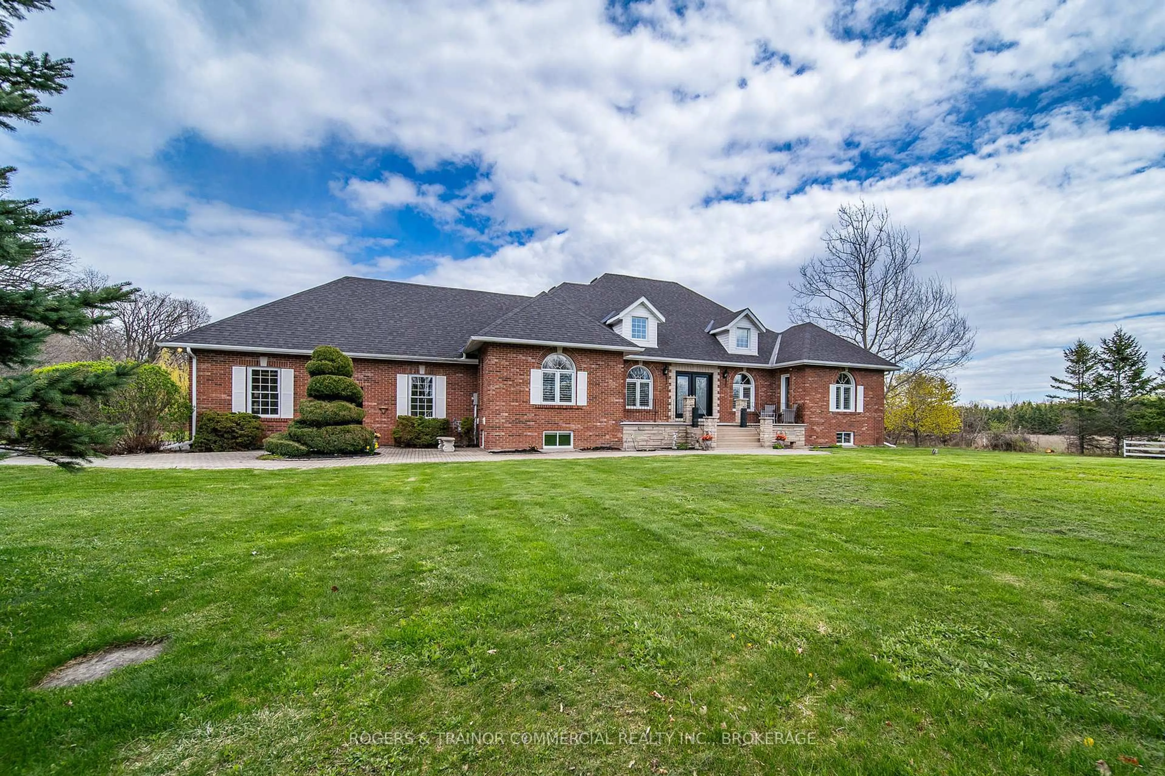 Home with brick exterior material, unknown for 697 Rogers Side Rd, Kingston Ontario K7L 4V1