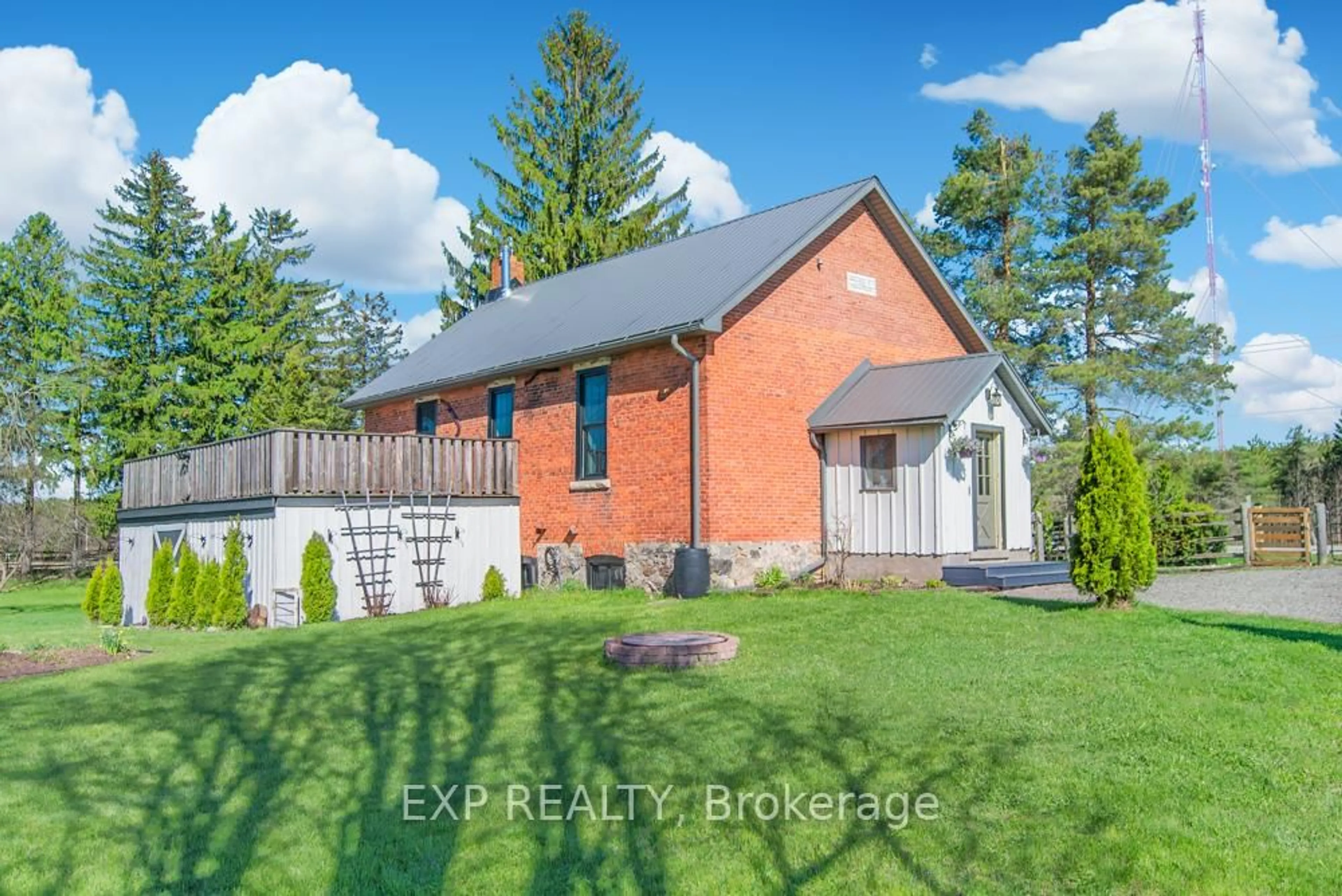 Home with brick exterior material, unknown for 586274 County Rd 17 Rd, Mulmur Ontario L9V 0R8