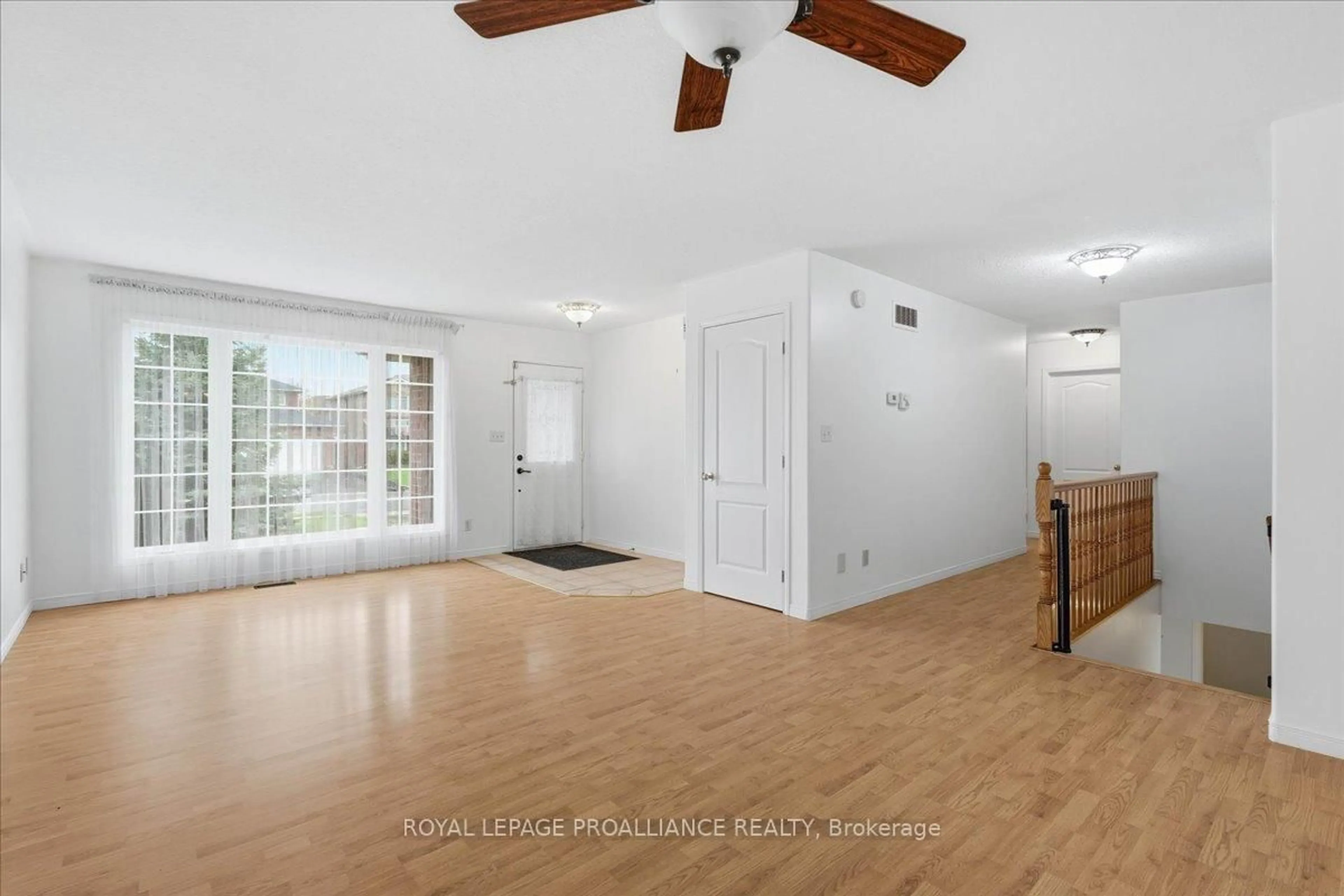 Unknown for 17 Spruce Gdns, Belleville Ontario K8N 5W3