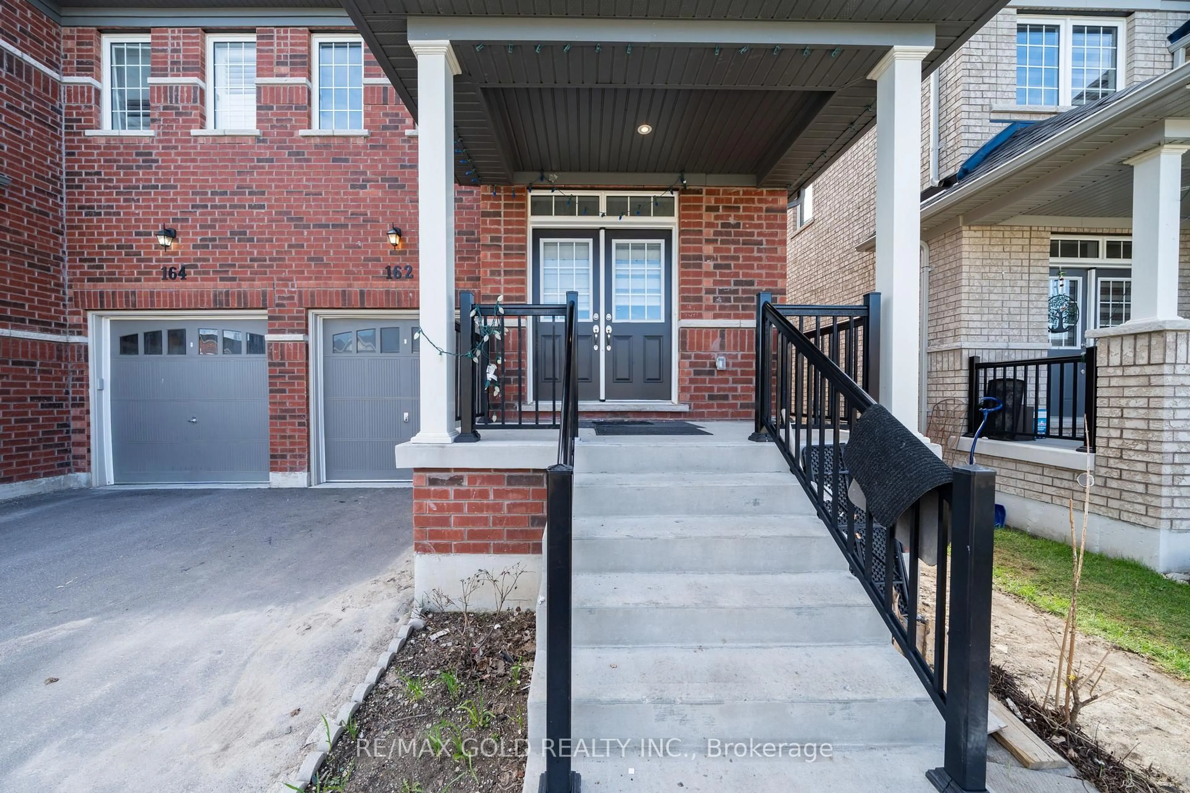 Unknown for 162 CLARK St, Shelburne Ontario L9V 3W9