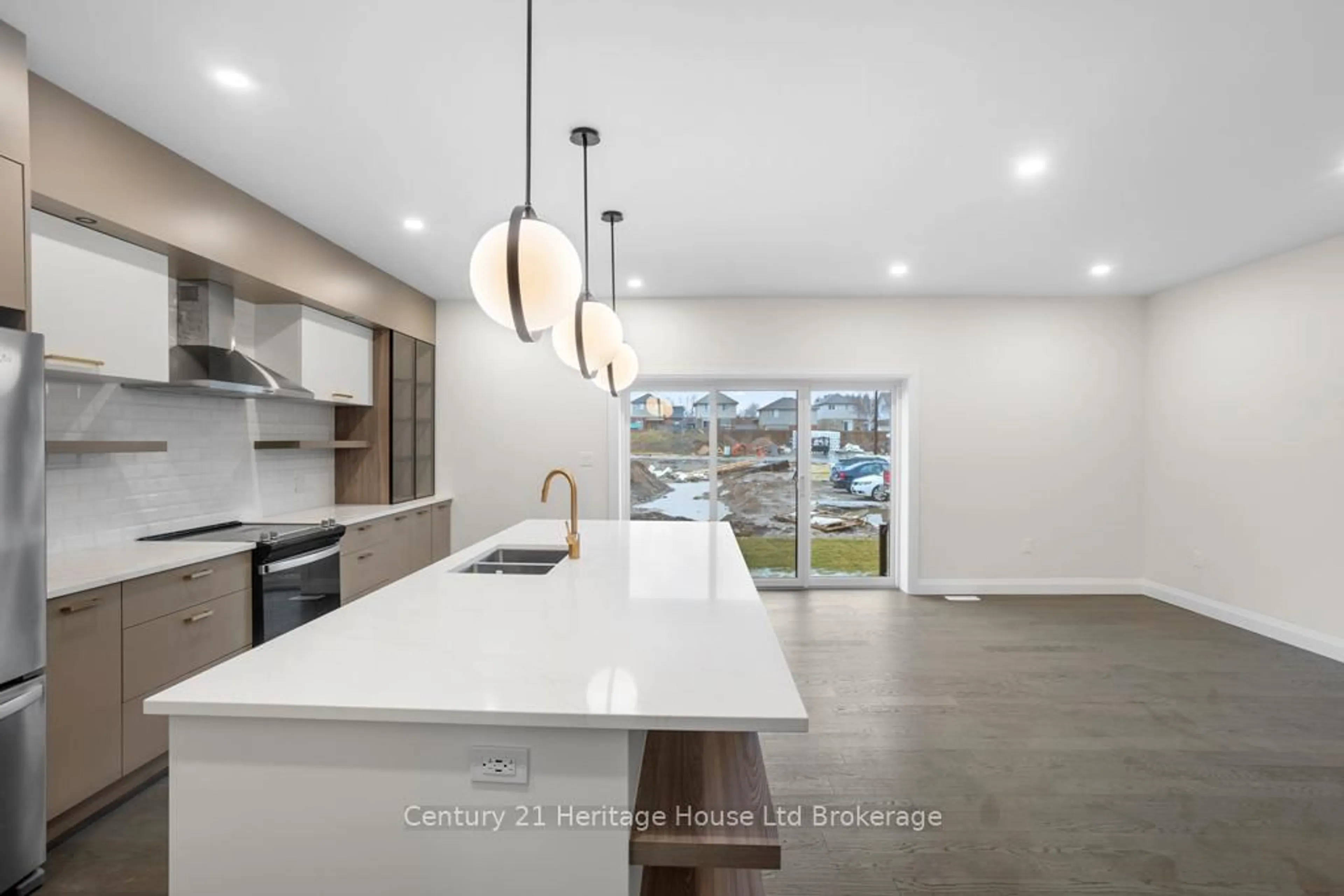 Open concept kitchen, ceramic/tile floor for 361 Quarter Town Line #705, Tillsonburg Ontario N4G 5T9