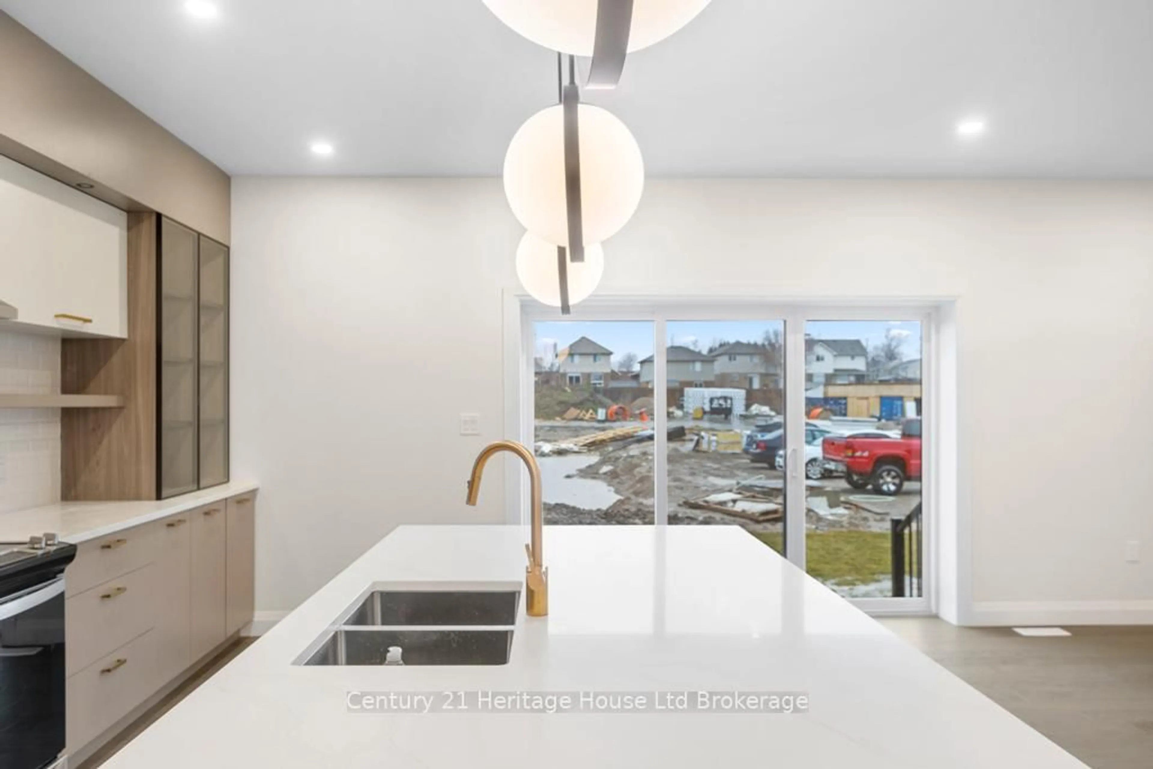 Contemporary kitchen, ceramic/tile floor for 361 Quarter Town Line #705, Tillsonburg Ontario N4G 5T9